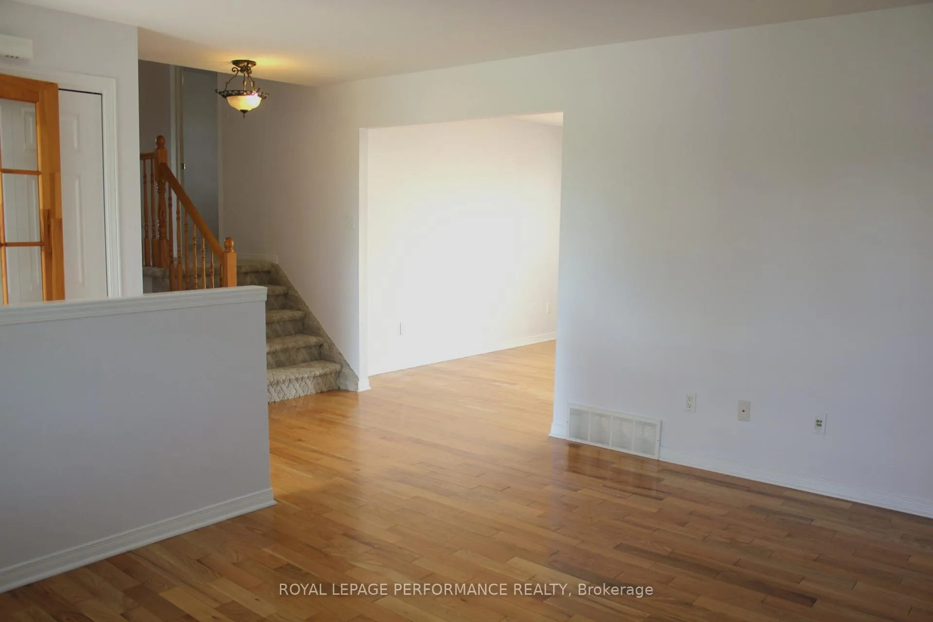 Photo 9 of 141 Markell Crescent, Cornwall — HOMEH