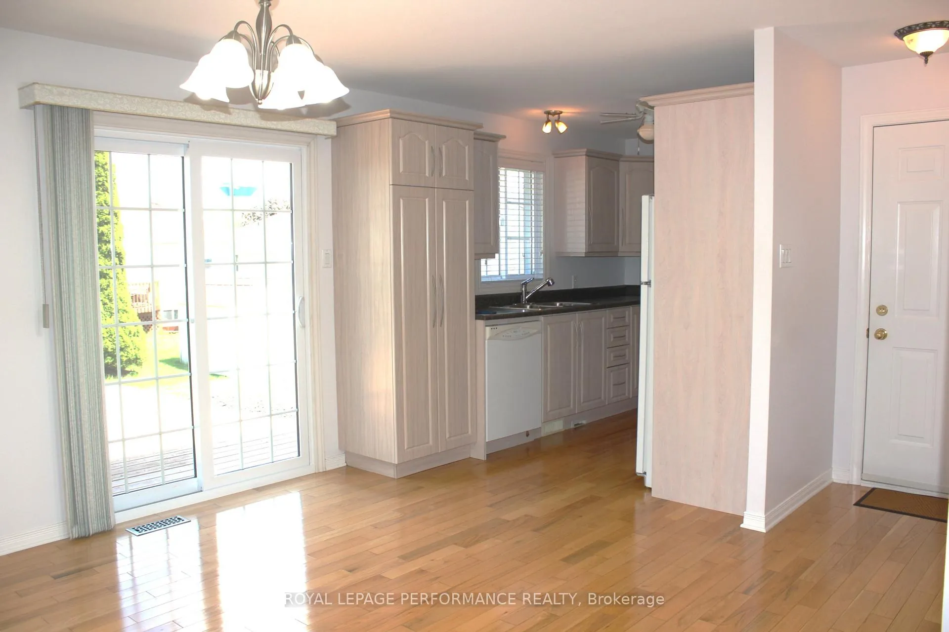 Photo 13 of 141 Markell Crescent, Cornwall — HOMEH