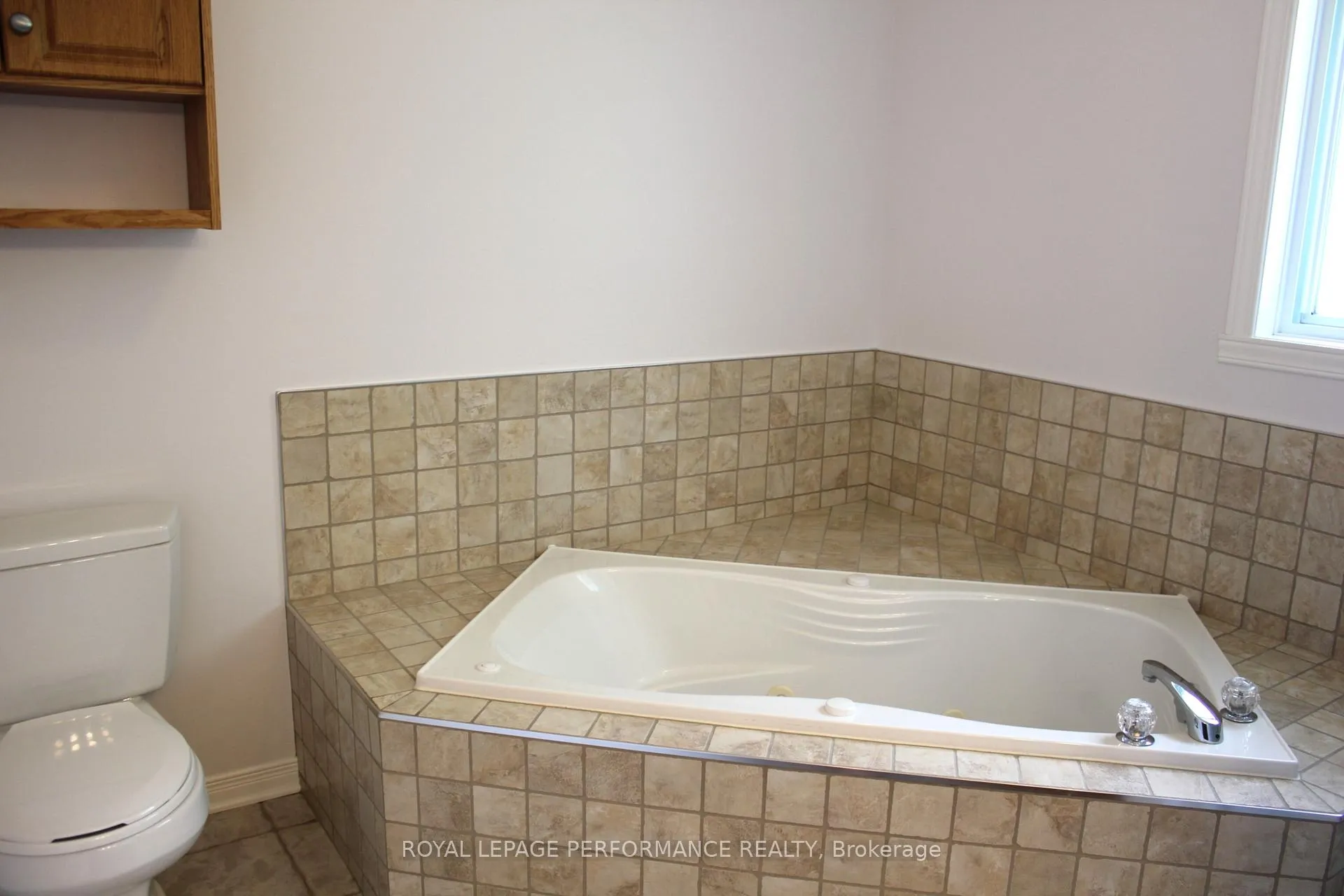 Photo 24 of 141 Markell Crescent, Cornwall — HOMEH
