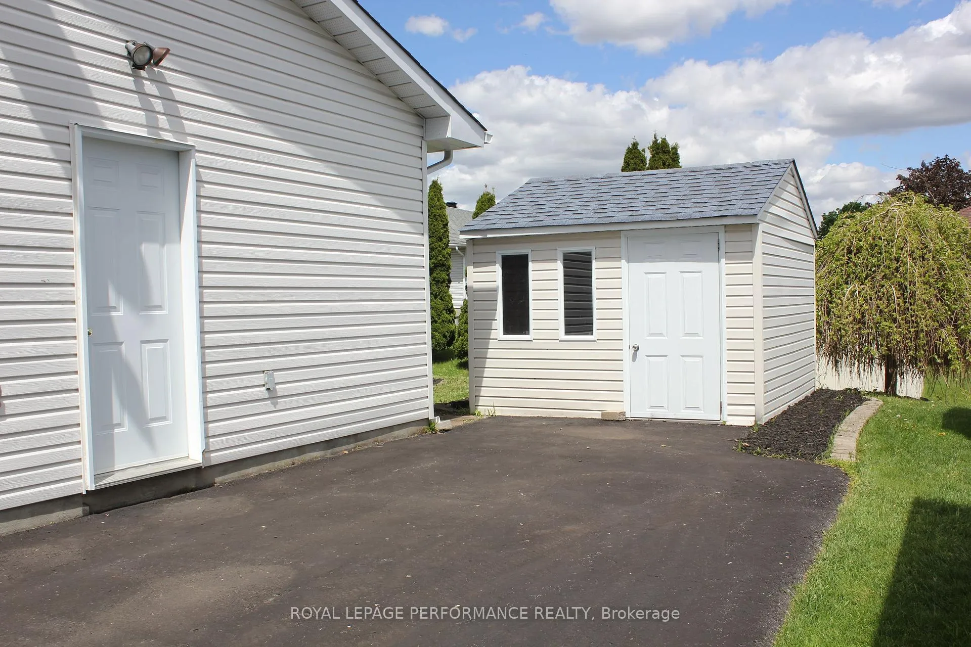 Photo 45 of 141 Markell Crescent, Cornwall — HOMEH