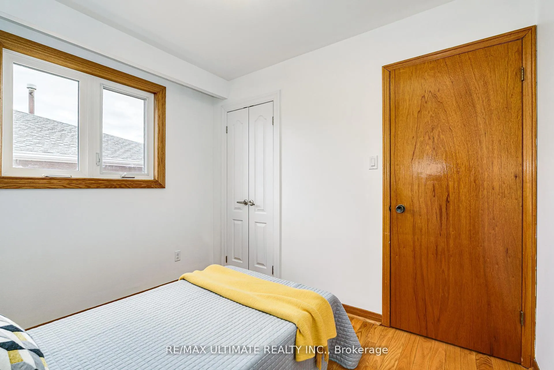 Photo 23 of 196 Meadows Boulevard, Mississauga, Rathwood — HOMEH