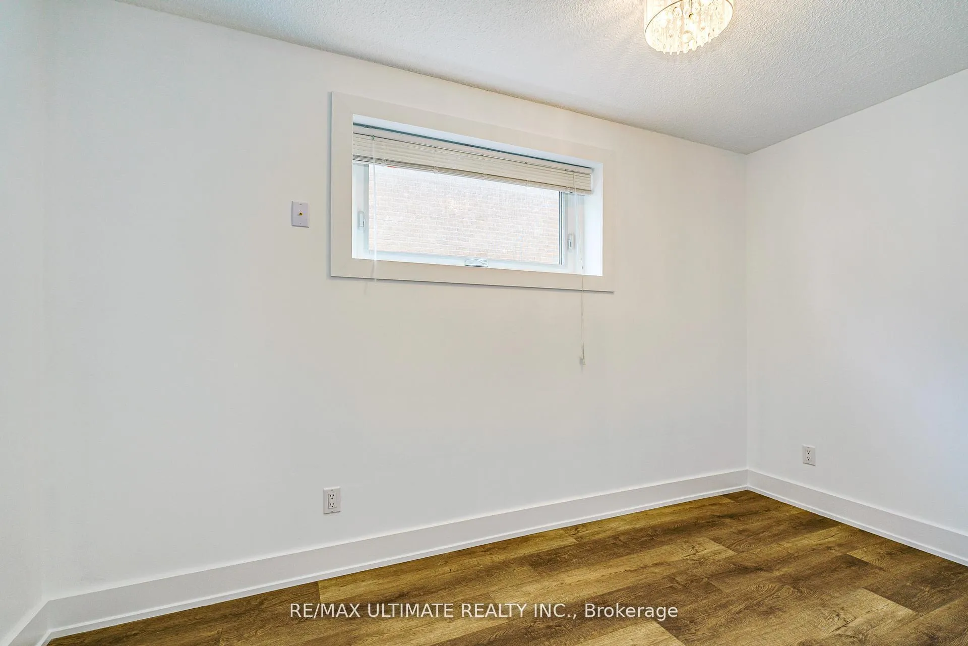Photo 26 of 196 Meadows Boulevard, Mississauga, Rathwood — HOMEH