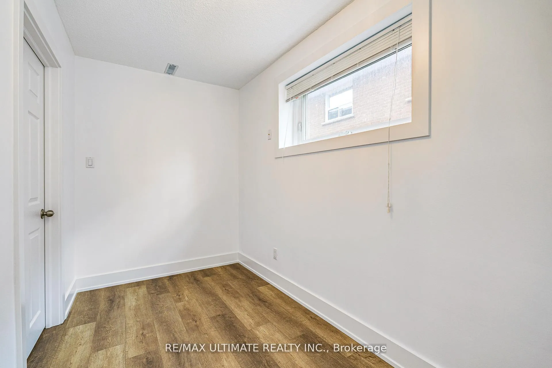 Photo 28 of 196 Meadows Boulevard, Mississauga, Rathwood — HOMEH