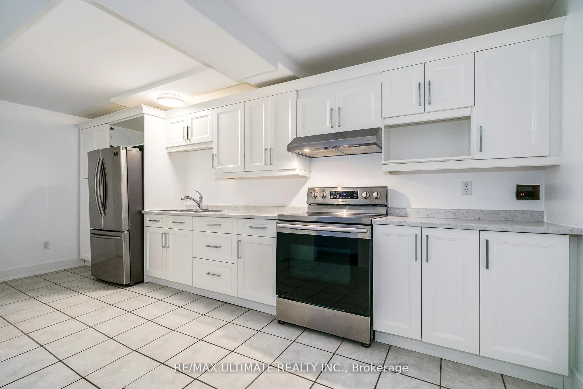 Photo 31 of 196 Meadows Boulevard, Mississauga, Rathwood — HOMEH