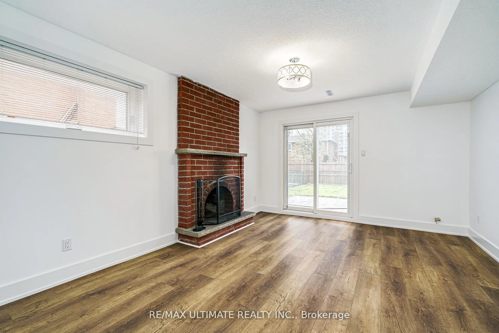 Photo 33 of 196 Meadows Boulevard, Mississauga, Rathwood — HOMEH