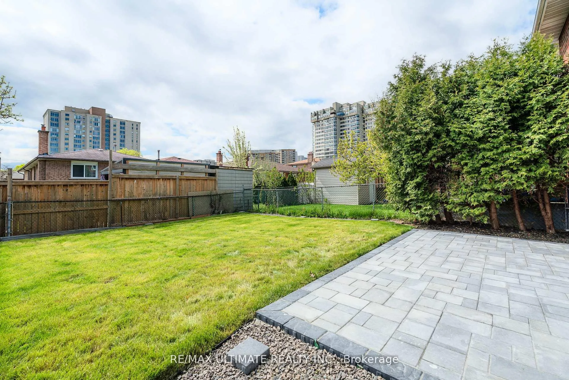 Photo 44 of 196 Meadows Boulevard, Mississauga, Rathwood — HOMEH
