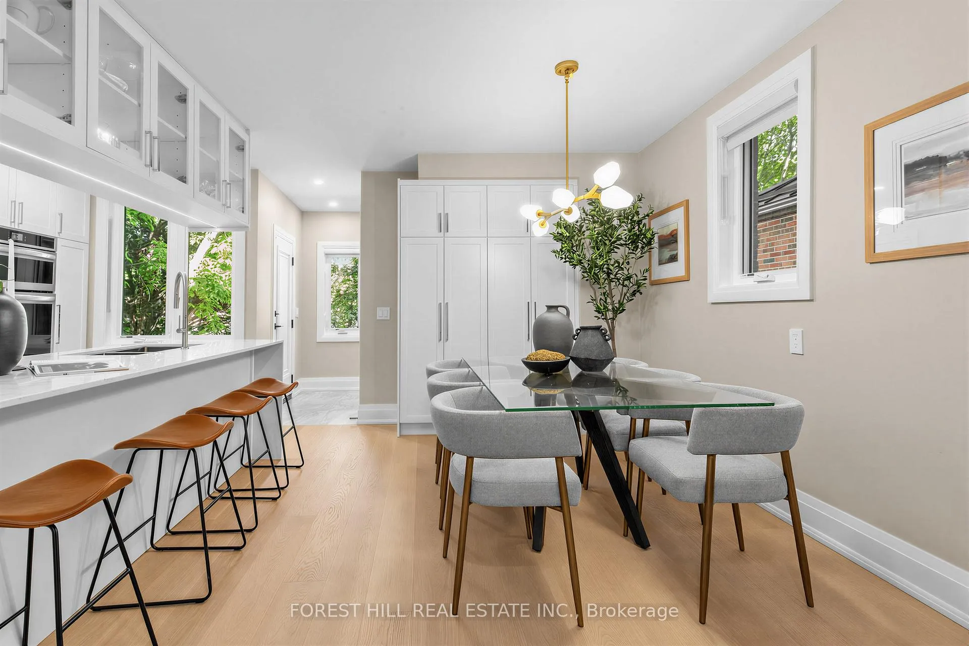 Photo 6 of 35 Park Hill Road, Toronto, Forest Hill North — HOMEH