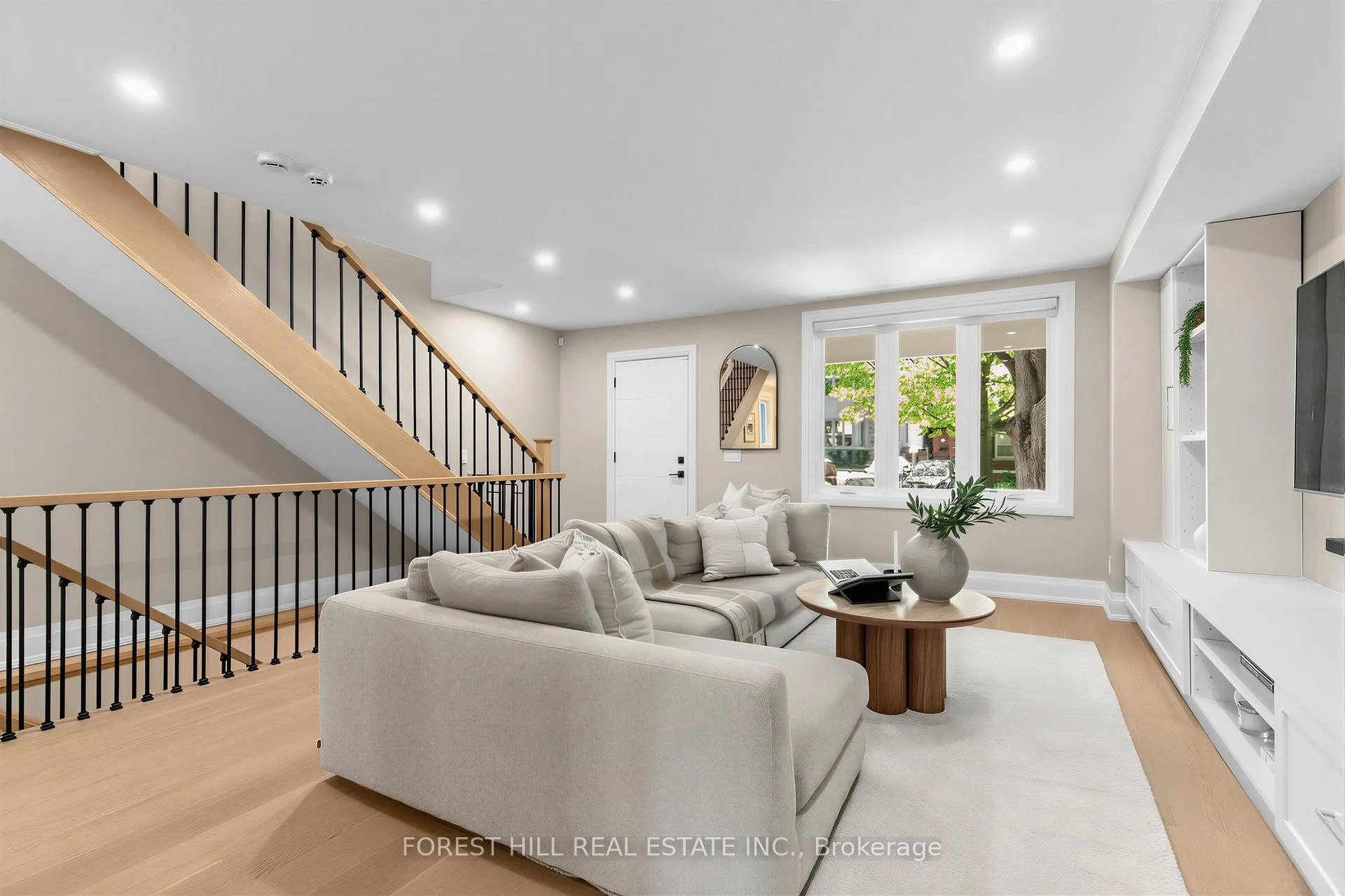 Photo 7 of 35 Park Hill Road, Toronto, Forest Hill North — HOMEH