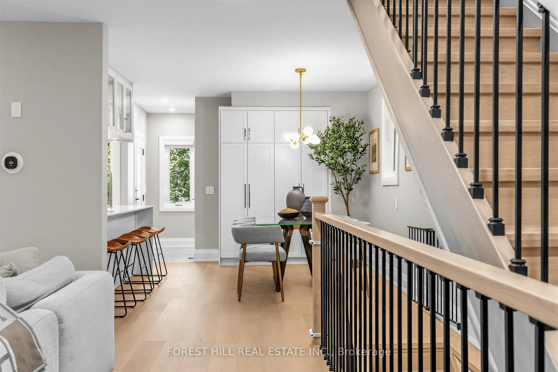Photo 10 of 35 Park Hill Road, Toronto, Forest Hill North — HOMEH