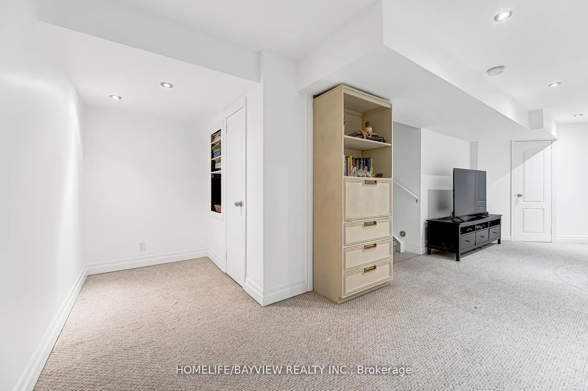Photo 42 of 515 Rourke Place, Newmarket, Gorham-College Manor — HOMEH