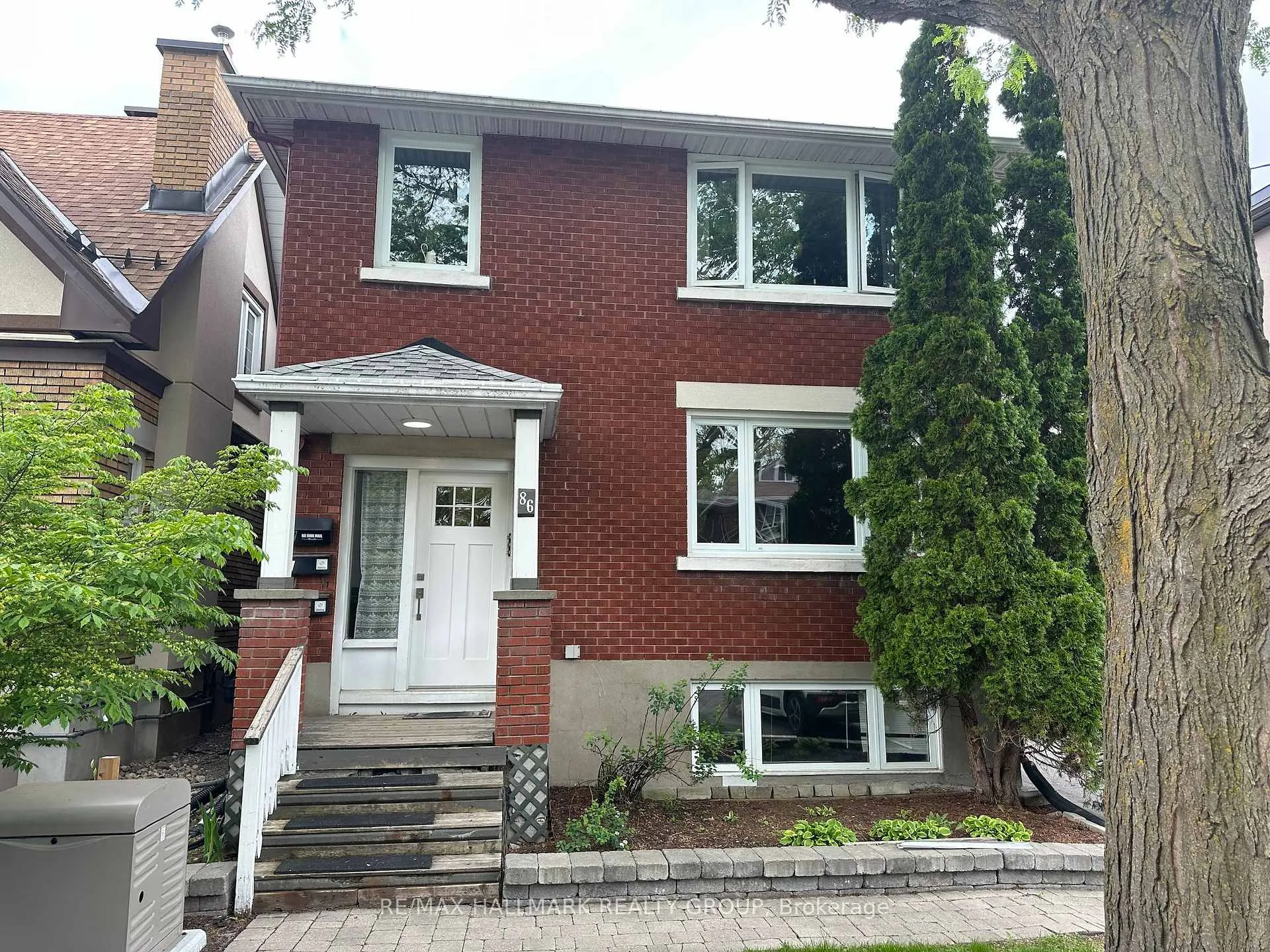 Photo 1 of Unit 2, 86 Gilchrist Avenue, Ottawa, Ottawa West — HOMEH