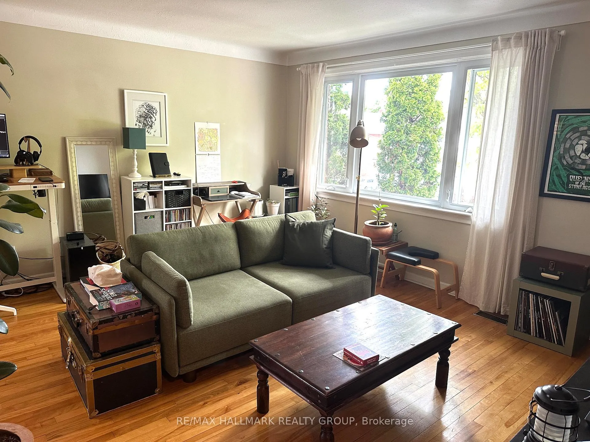 Photo 2 of Unit 2, 86 Gilchrist Avenue, Ottawa, Ottawa West — HOMEH