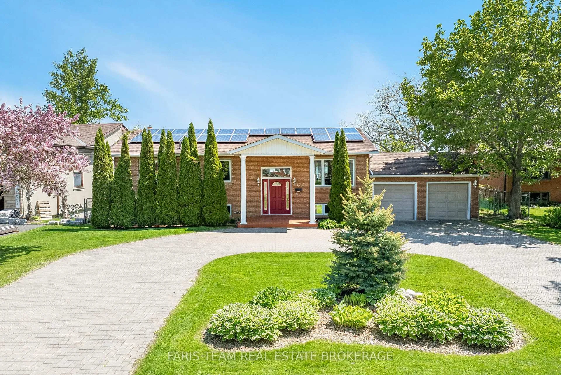 Photo 1 of 643 Glen Crescent, Orillia — HOMEH