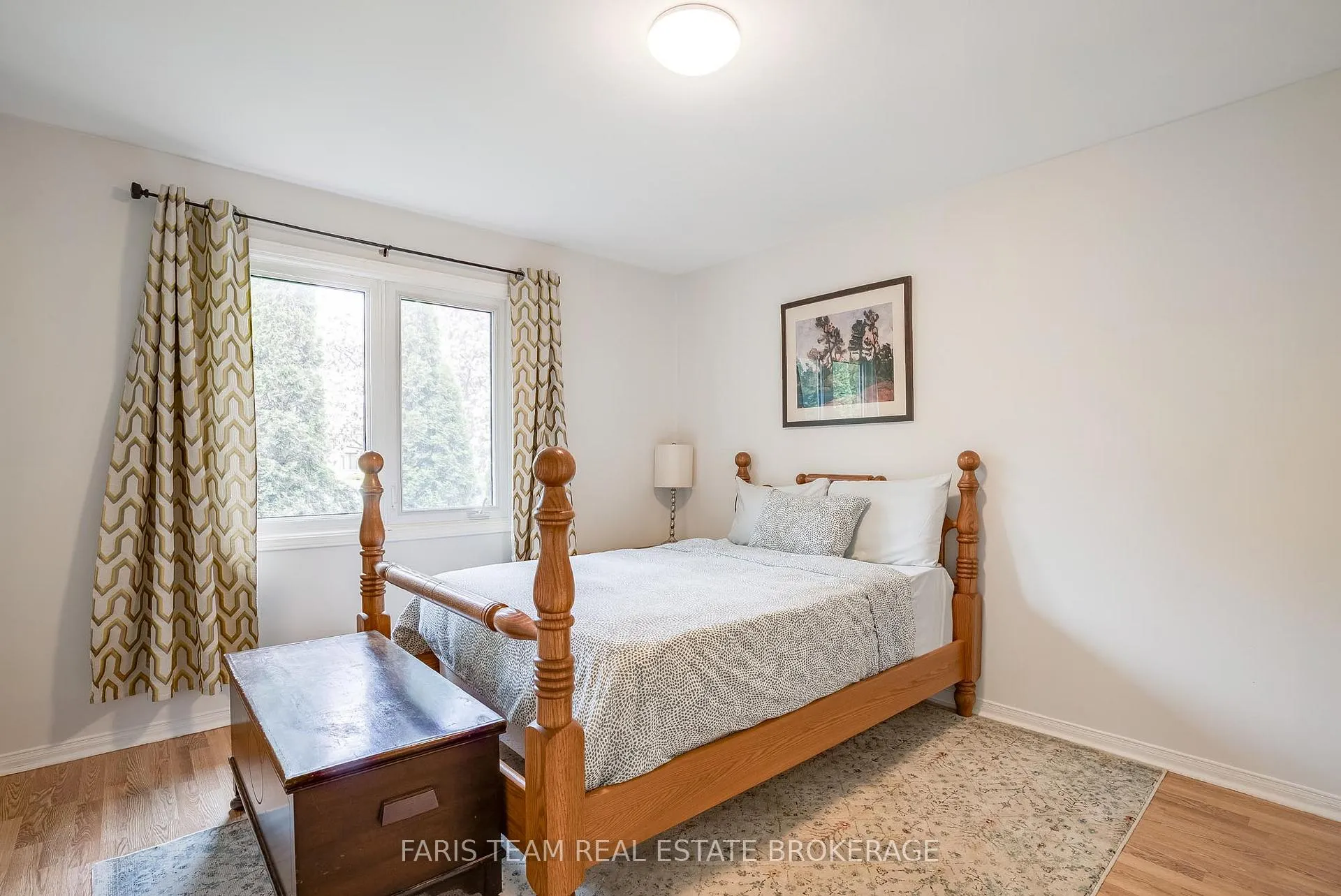 Photo 16 of 643 Glen Crescent, Orillia — HOMEH