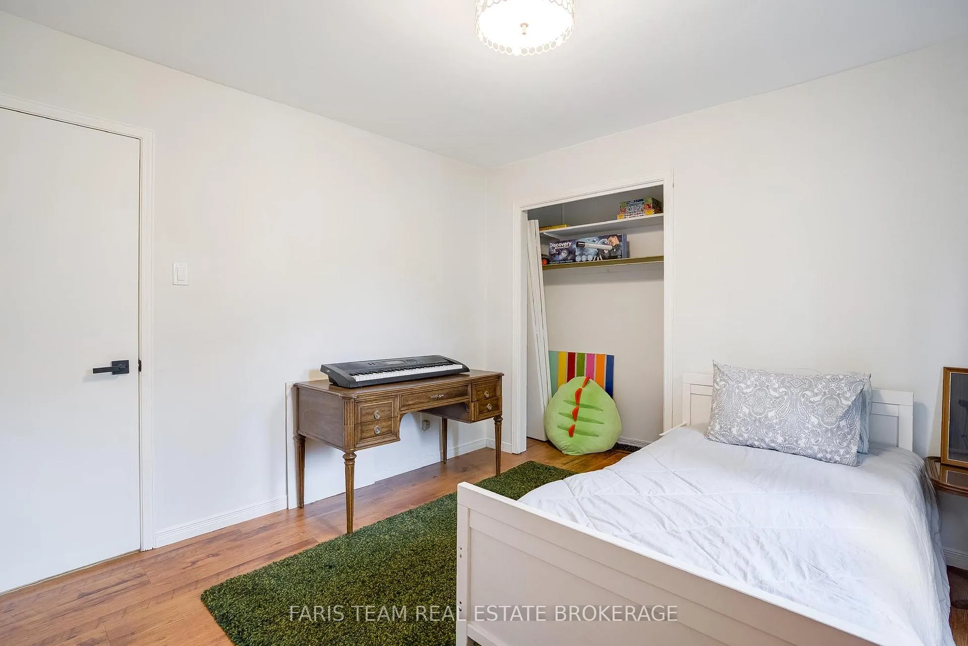 Photo 19 of 643 Glen Crescent, Orillia — HOMEH