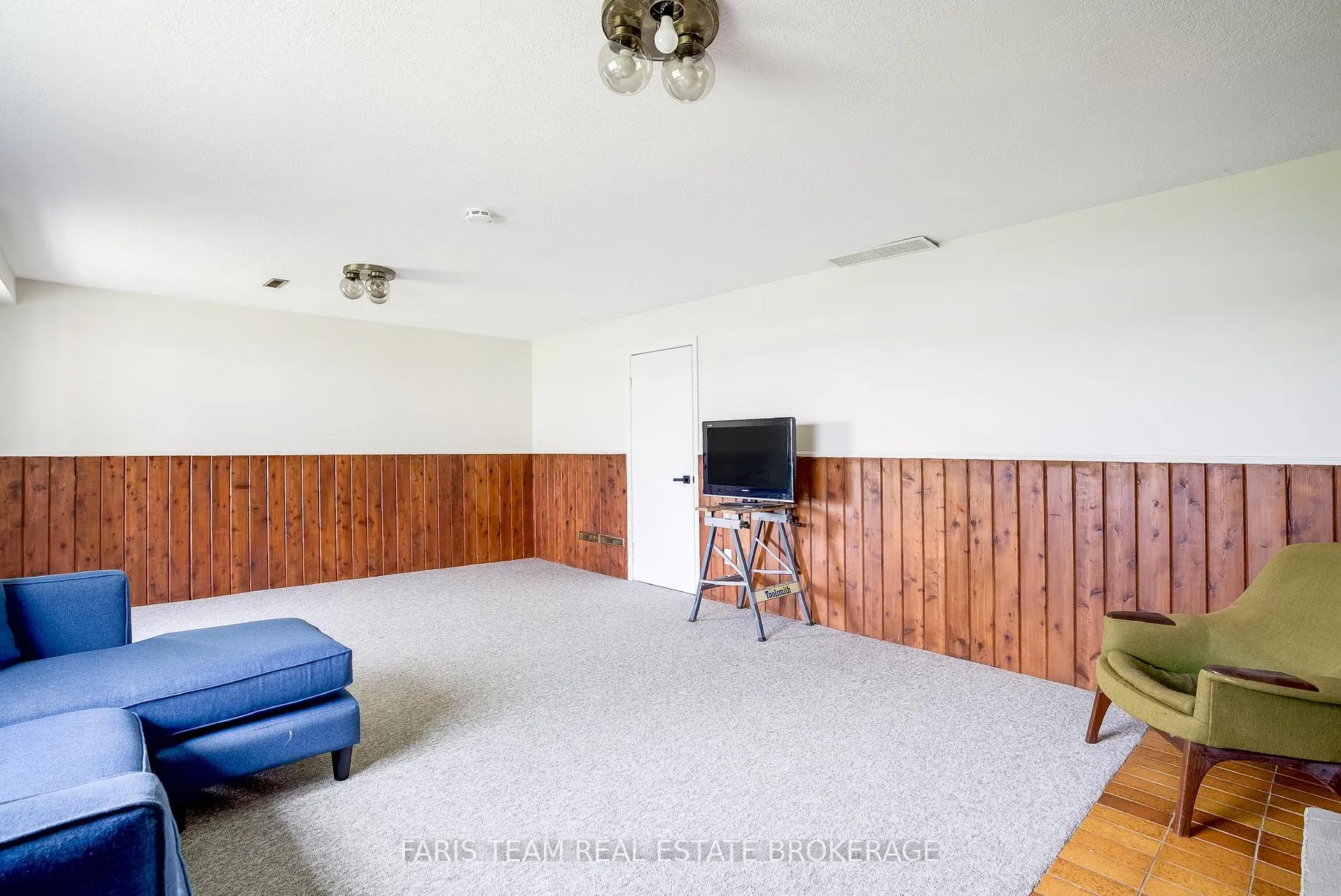 Photo 24 of 643 Glen Crescent, Orillia — HOMEH