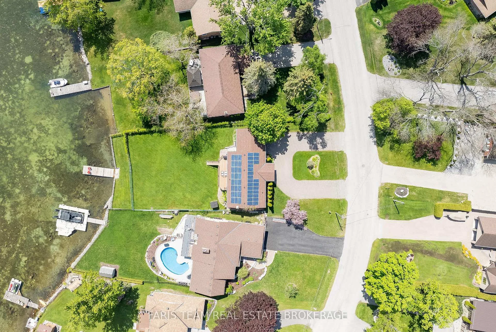Photo 46 of 643 Glen Crescent, Orillia — HOMEH