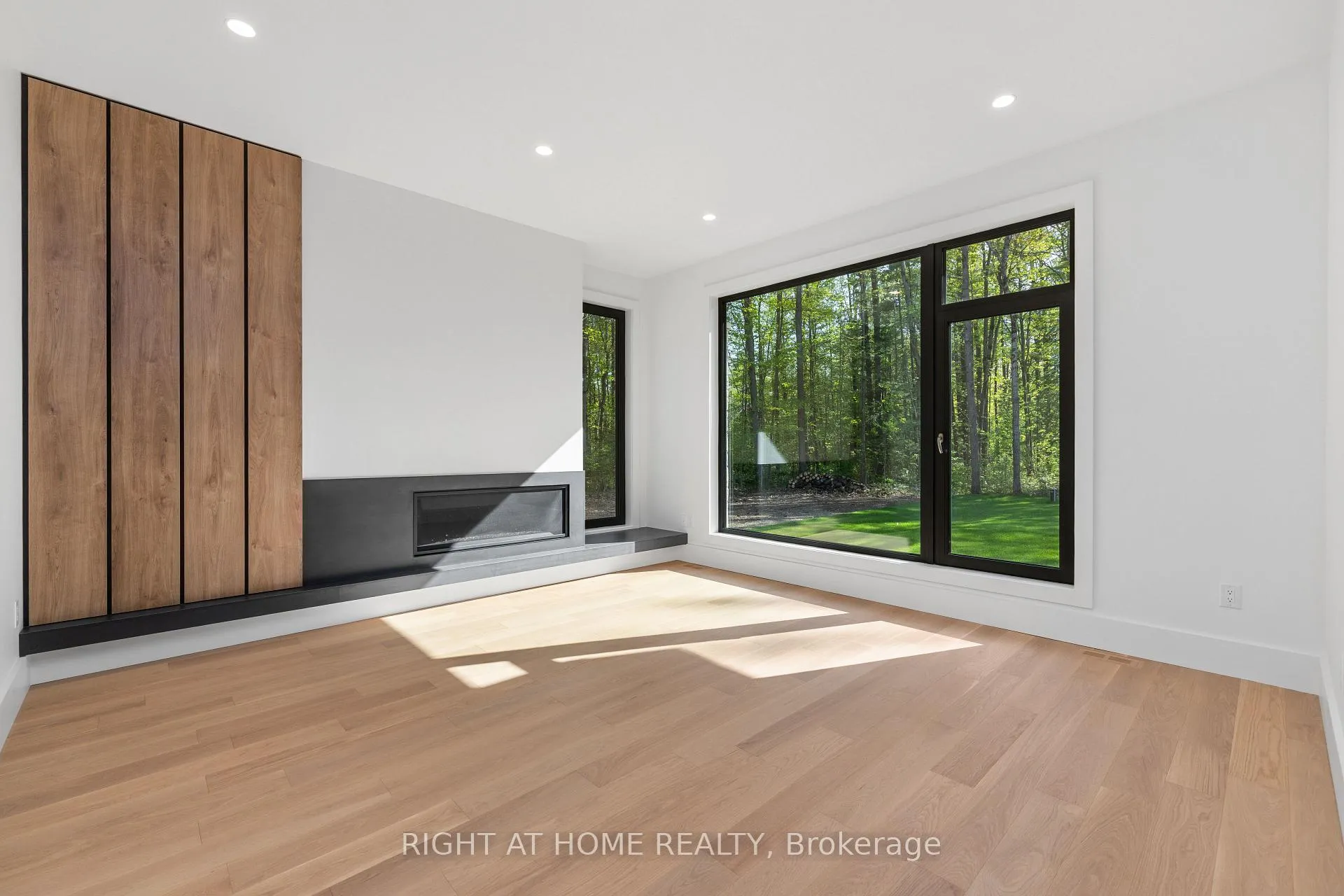 Photo 11 of 1318 Tiny Beaches Road S, Tiny, Rural Tiny — HOMEH