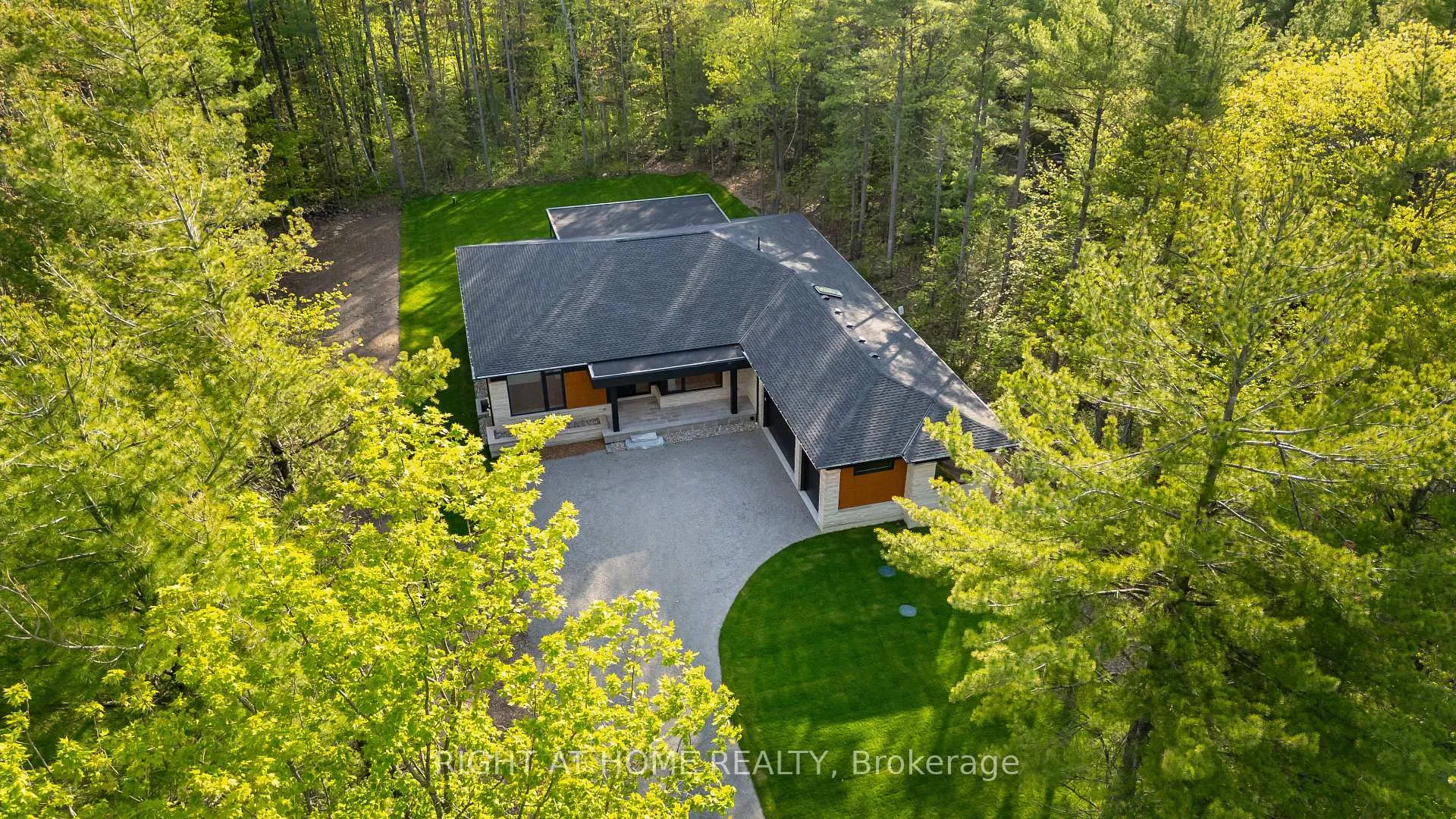 Photo 34 of 1318 Tiny Beaches Road S, Tiny, Rural Tiny — HOMEH
