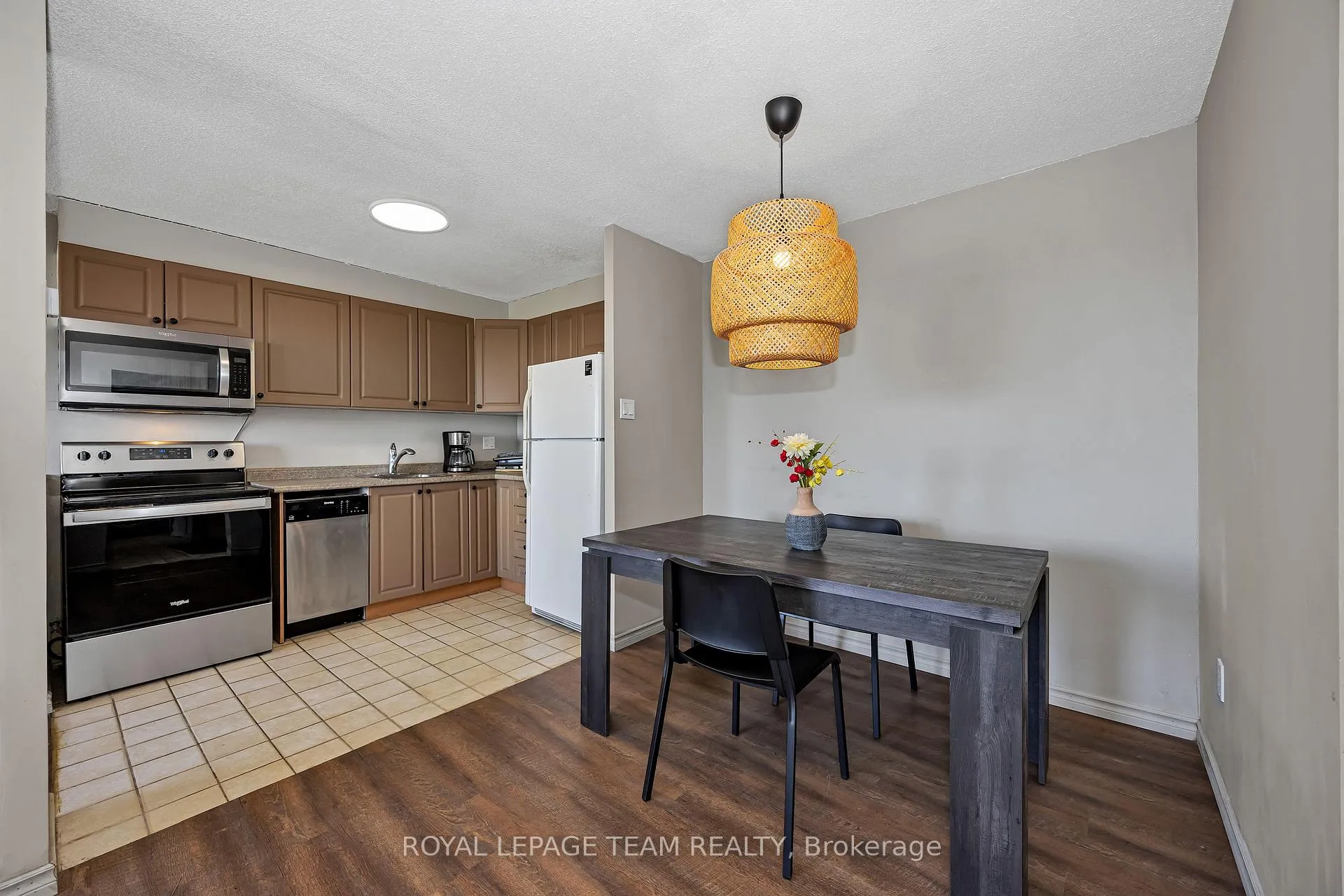 Photo 10 of Unit 707, 20 Chesterton Drive, Ottawa, Borden Farm/Stewart Farm/Carleton Heights/Parkwood Hills — HOMEH