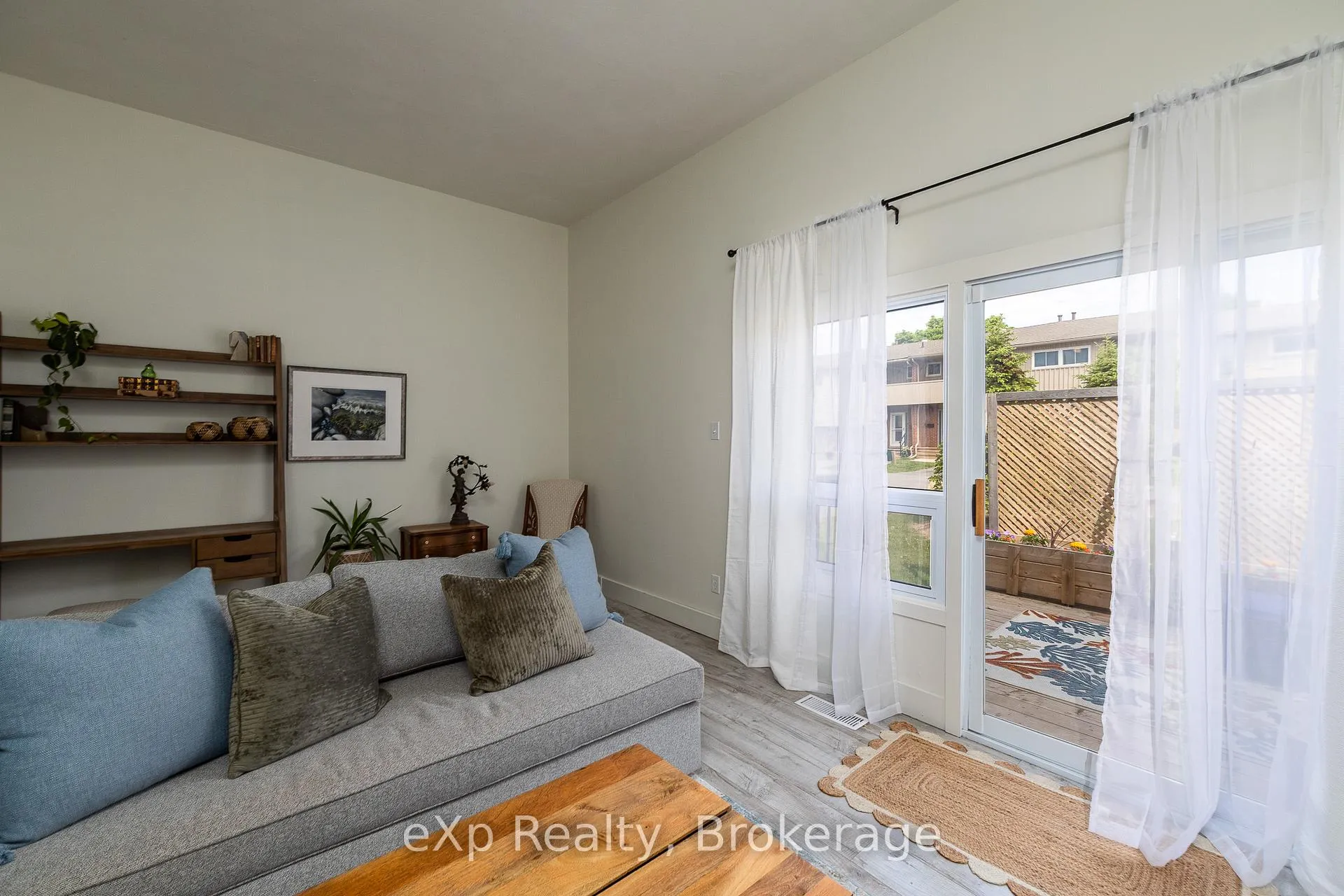 Photo 12 of Unit 12, 563 Tenth Street, Collingwood — HOMEH
