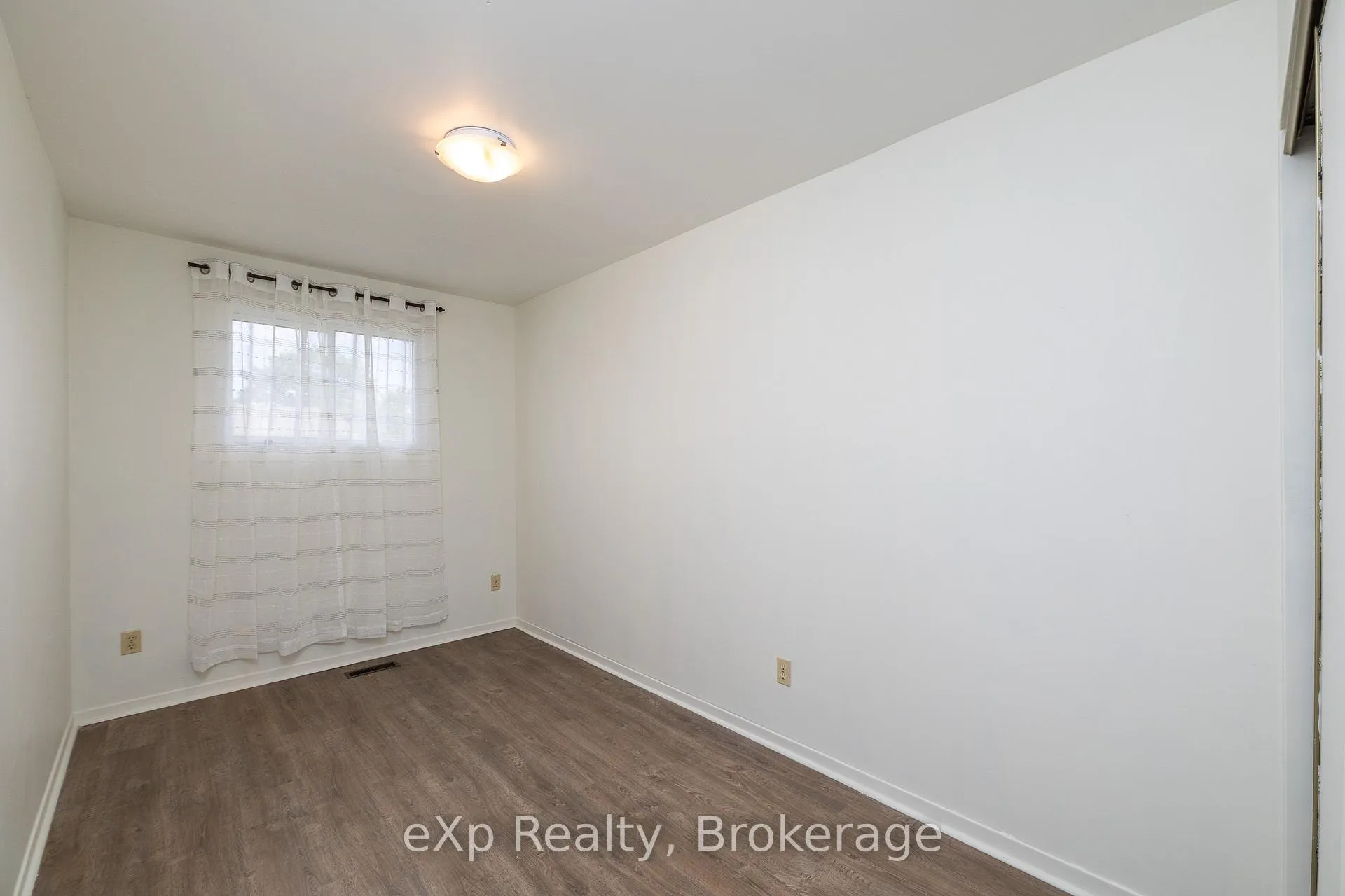 Photo 23 of Unit 12, 563 Tenth Street, Collingwood — HOMEH
