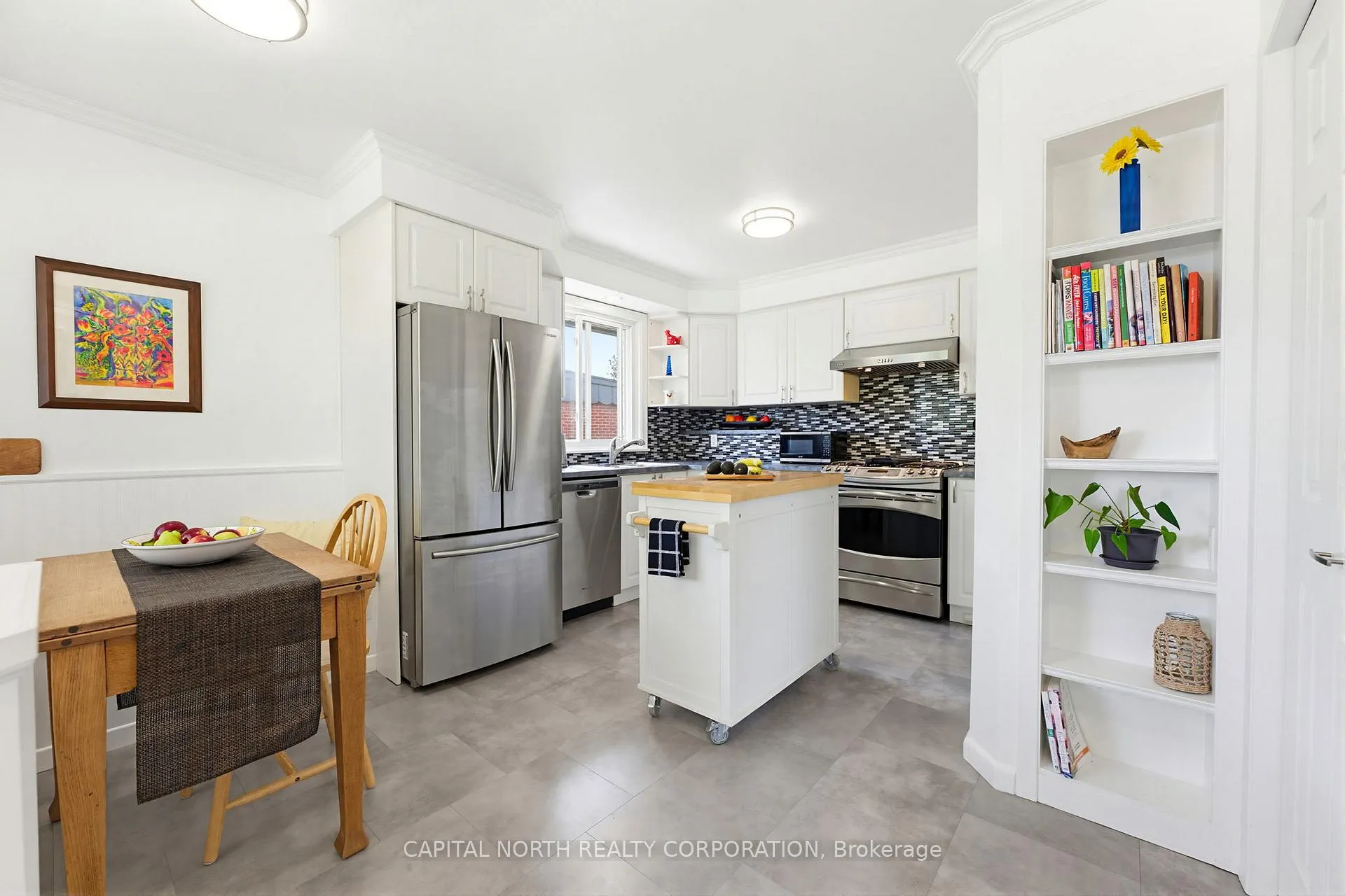Photo 8 of 1284 Hertel Crescent, Burlington, Mountainside — HOMEH