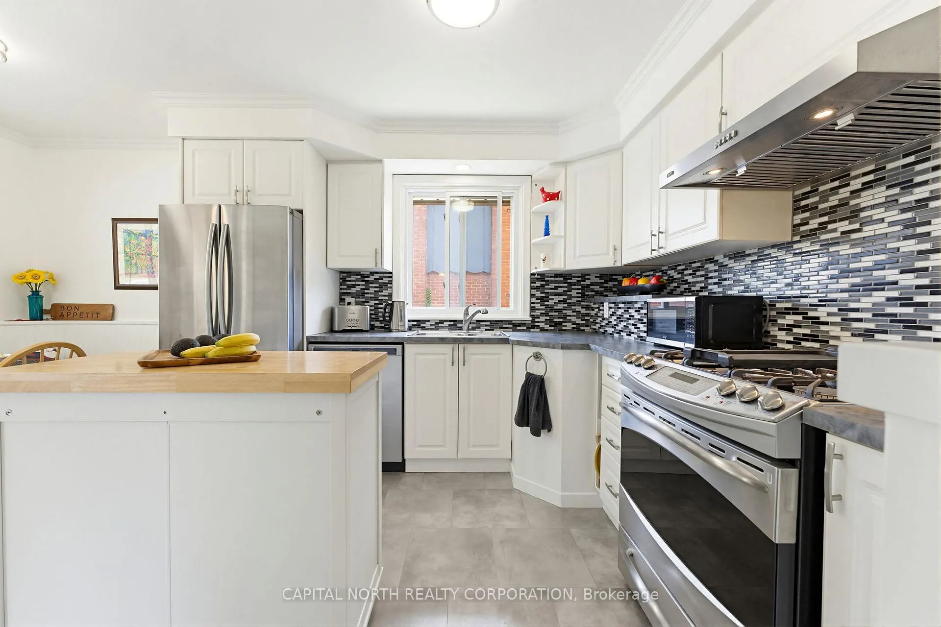 Photo 9 of 1284 Hertel Crescent, Burlington, Mountainside — HOMEH
