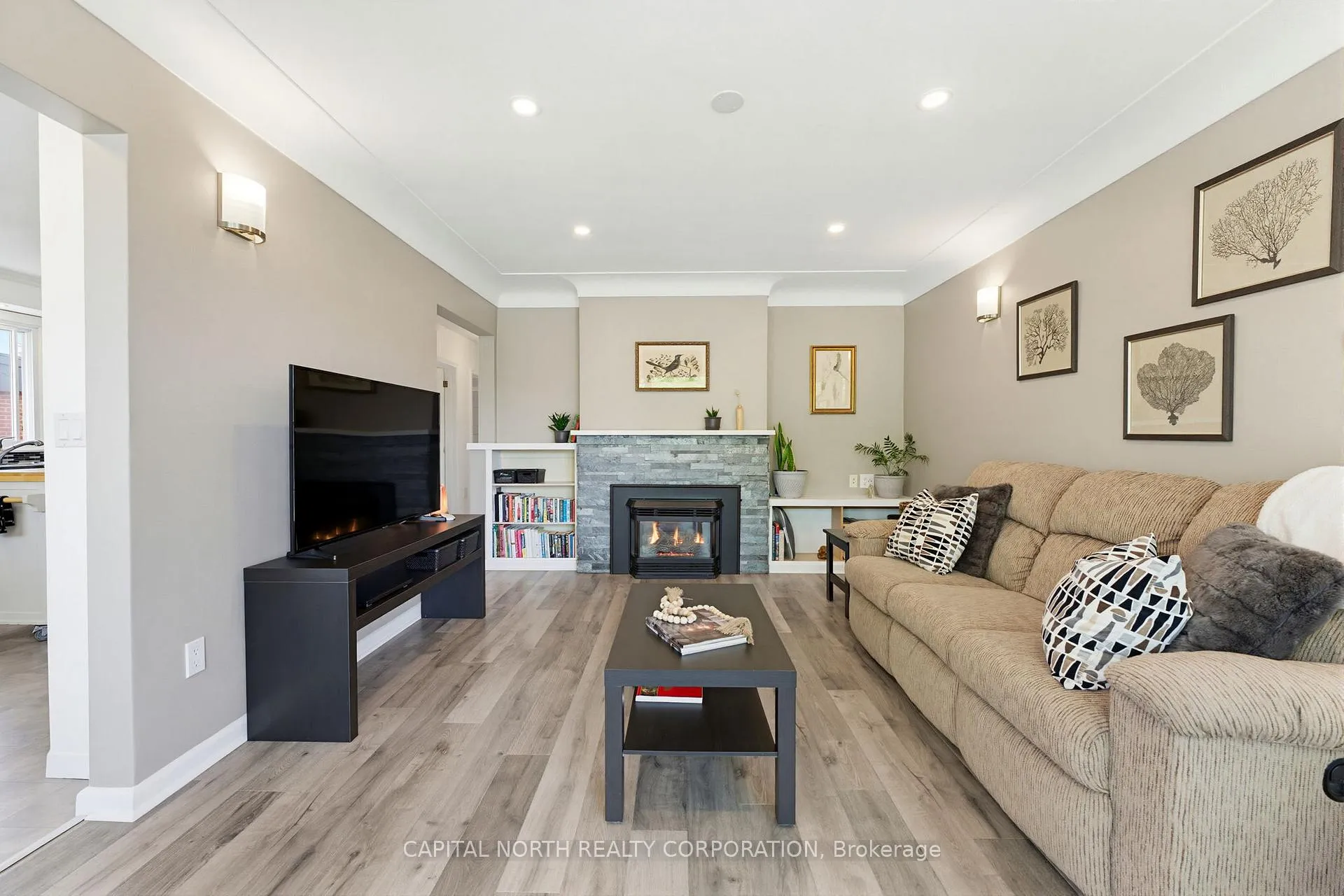 Photo 13 of 1284 Hertel Crescent, Burlington, Mountainside — HOMEH