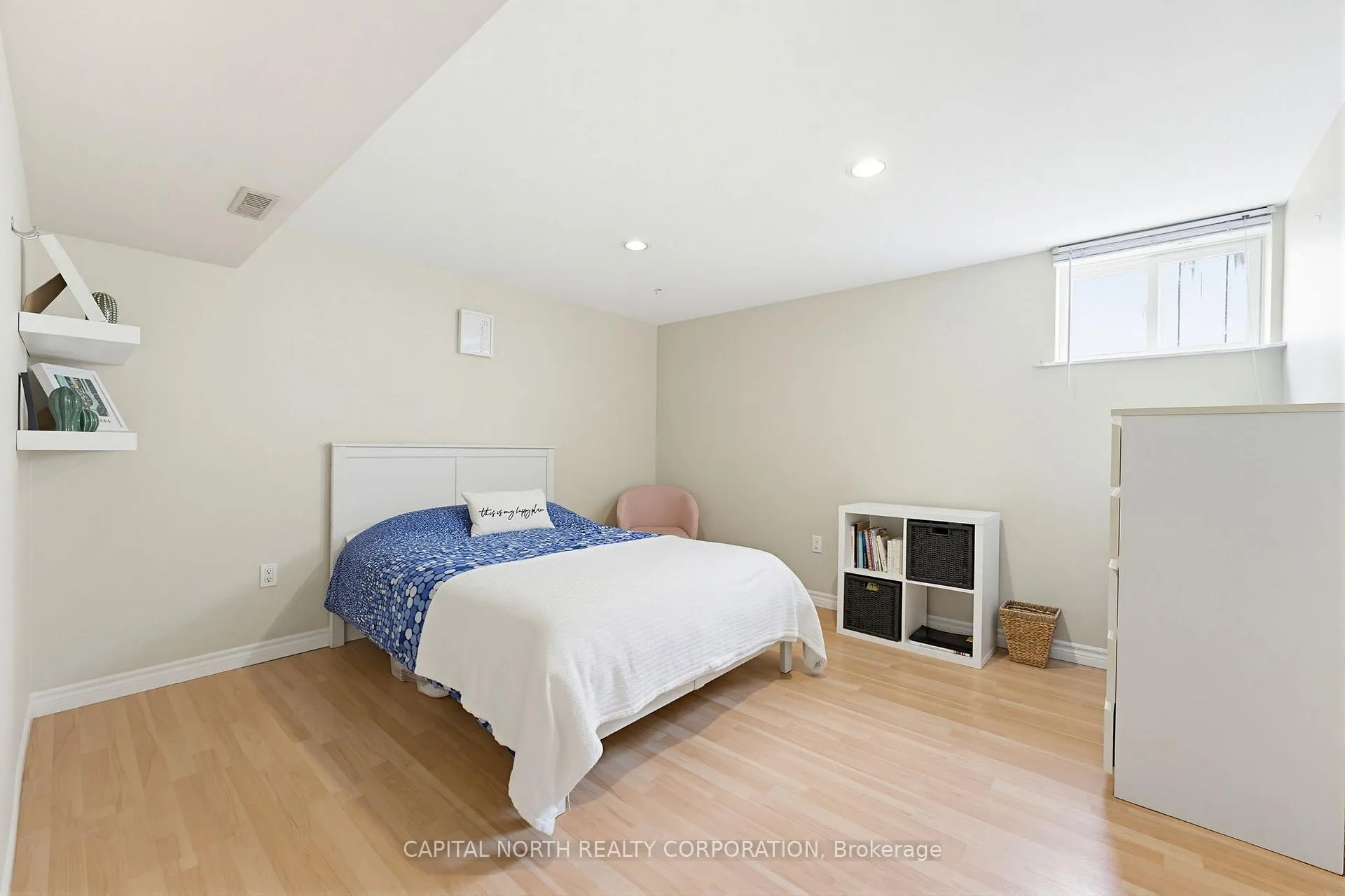 Photo 26 of 1284 Hertel Crescent, Burlington, Mountainside — HOMEH