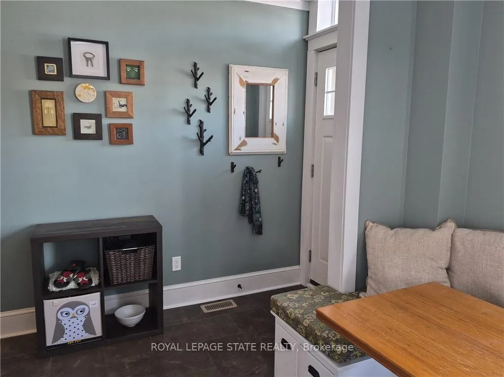 Photo 6 of 210 Charlton Avenue E, Hamilton, Corktown — HOMEH