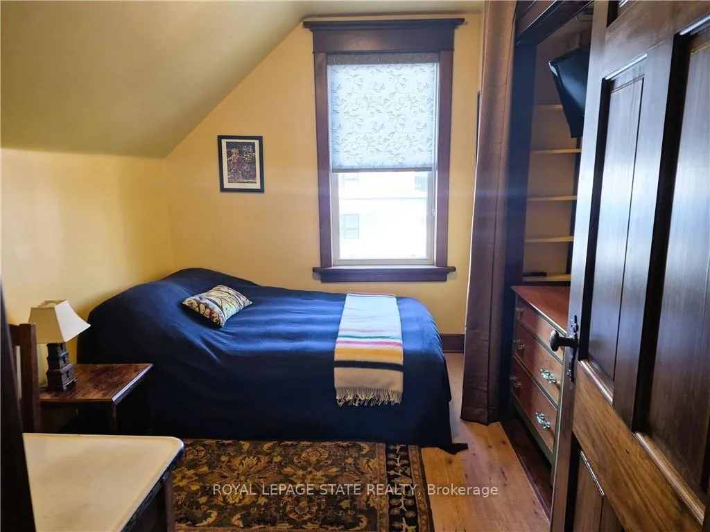 Photo 23 of 210 Charlton Avenue E, Hamilton, Corktown — HOMEH