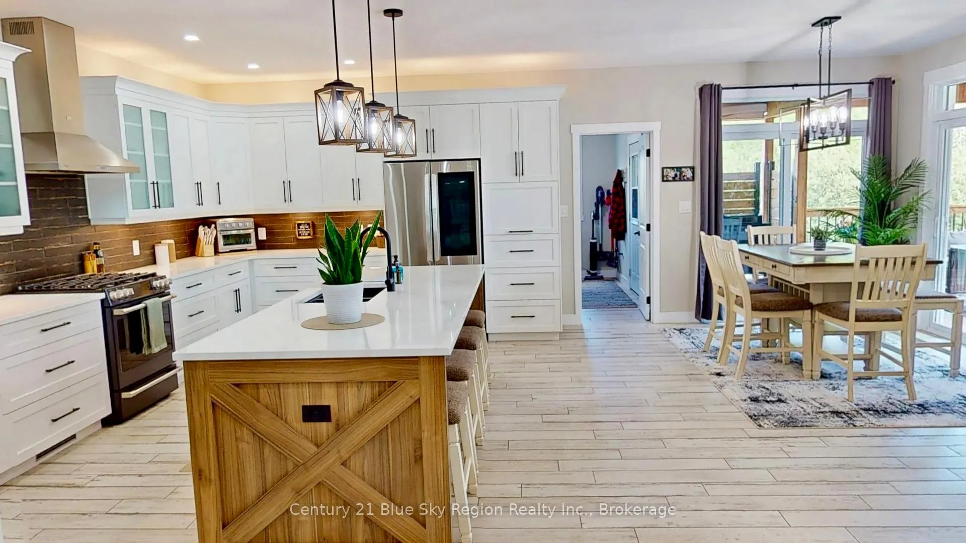 Photo 19 of 527 River Road, Chisholm — HOMEH