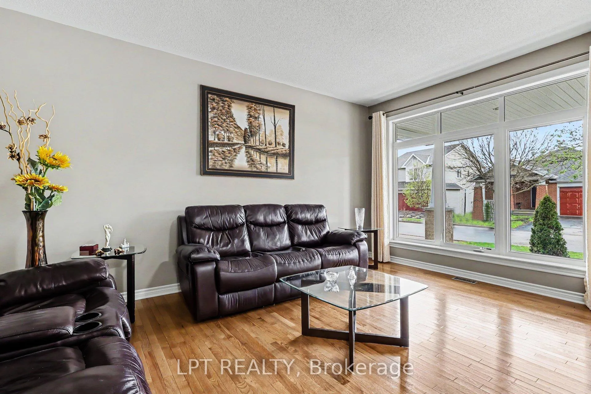 Photo 9 of 325 Creston Valley Way, Ottawa, Blossom Park/Kemp Park/Findlay Creek — HOMEH