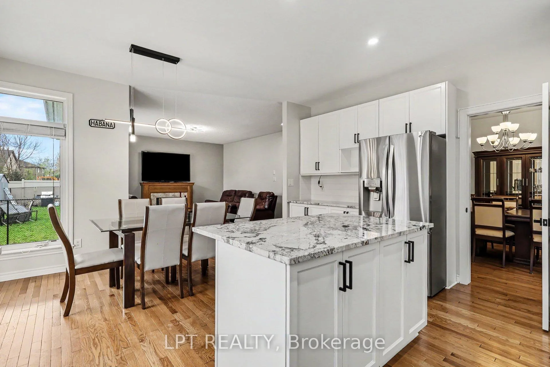 Photo 18 of 325 Creston Valley Way, Ottawa, Blossom Park/Kemp Park/Findlay Creek — HOMEH