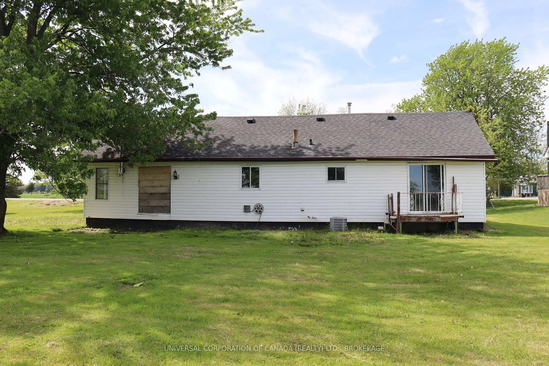 Photo 21 of 12486 Talbot Trail, Chatham-Kent — HOMEH