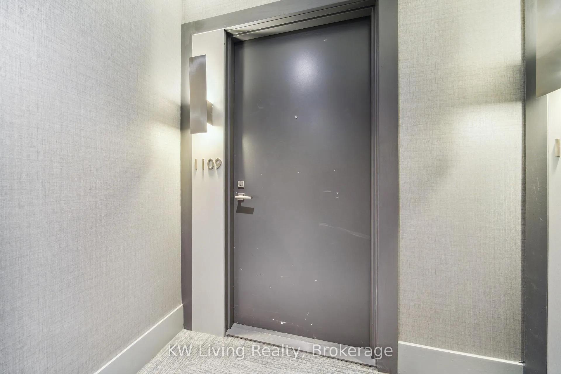 Photo 5 of Unit 1109, 2916 Highway 7, Vaughan, Concord — HOMEH