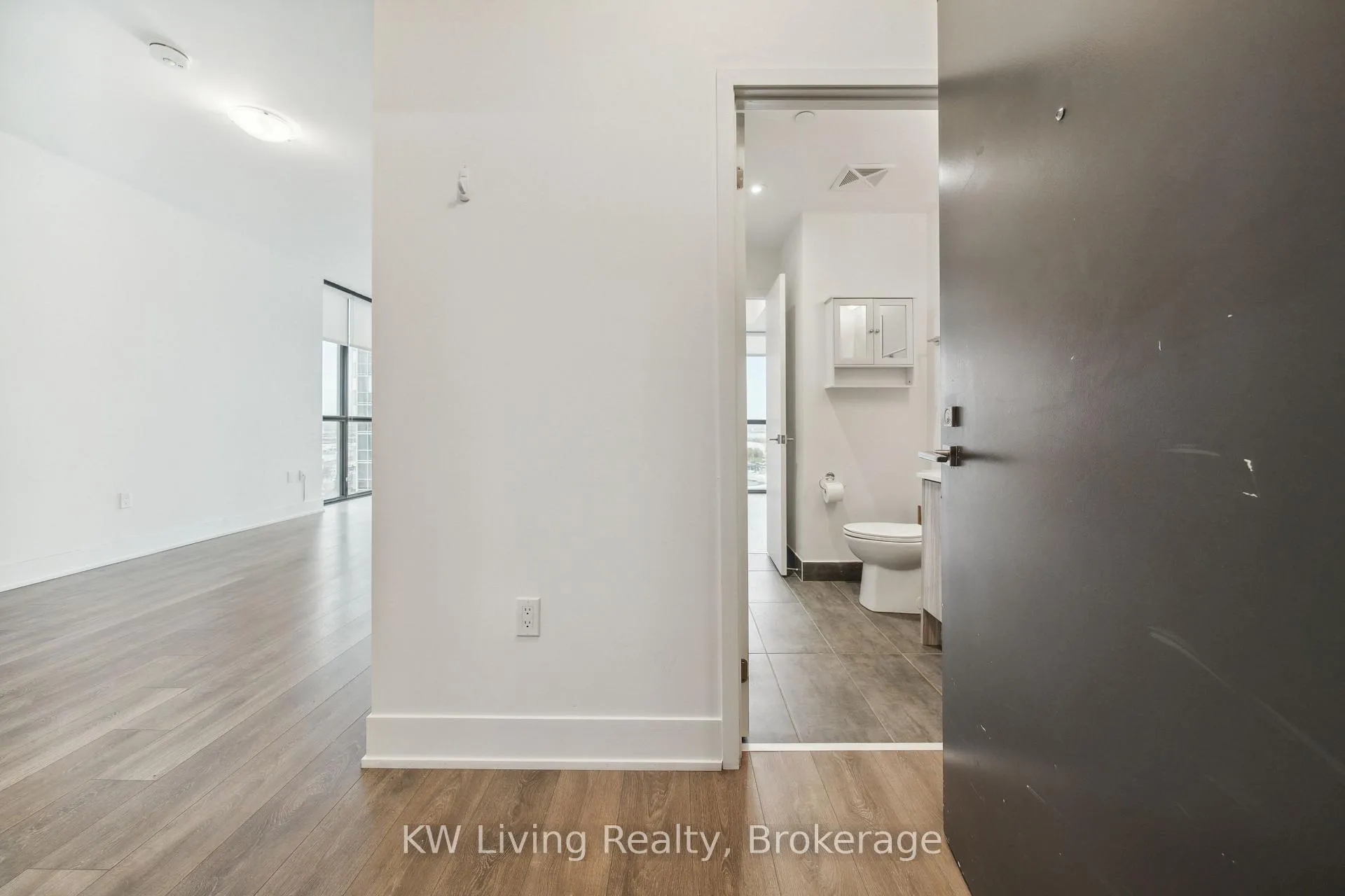 Photo 6 of Unit 1109, 2916 Highway 7, Vaughan, Concord — HOMEH