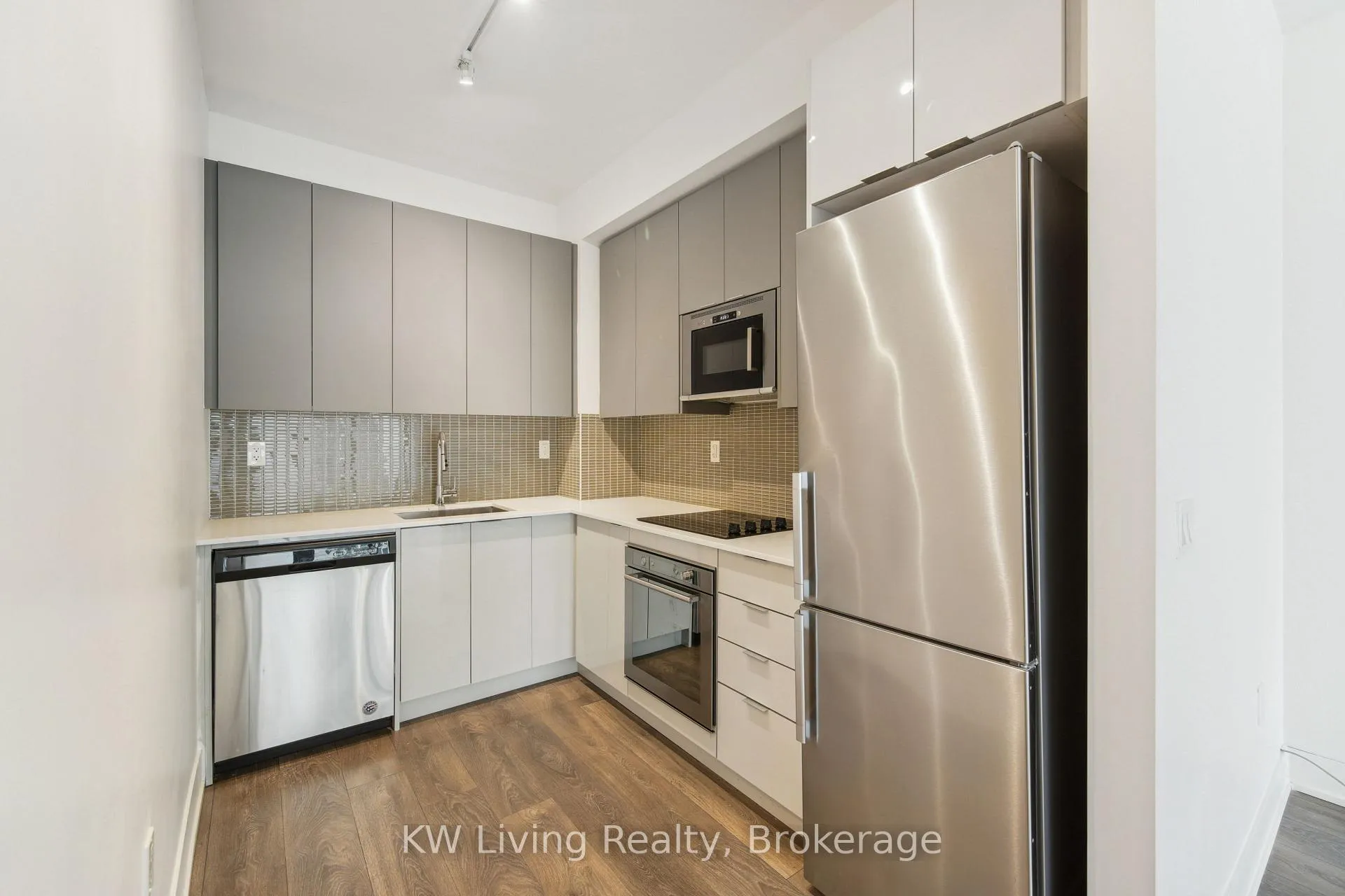 Photo 9 of Unit 1109, 2916 Highway 7, Vaughan, Concord — HOMEH