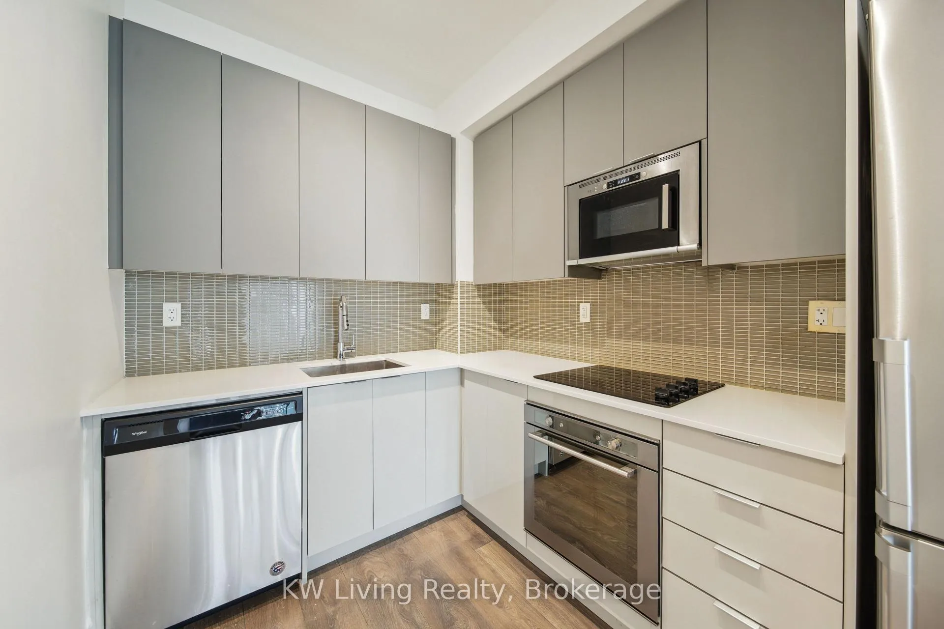 Photo 10 of Unit 1109, 2916 Highway 7, Vaughan, Concord — HOMEH