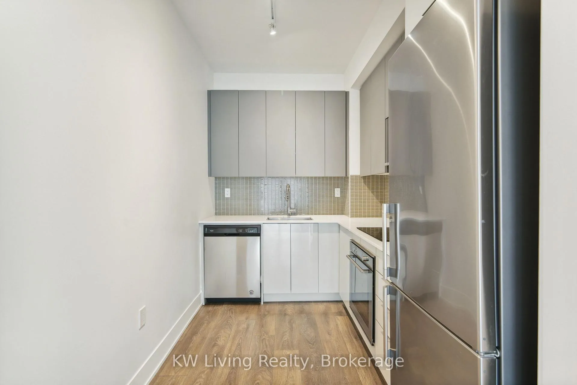 Photo 11 of Unit 1109, 2916 Highway 7, Vaughan, Concord — HOMEH