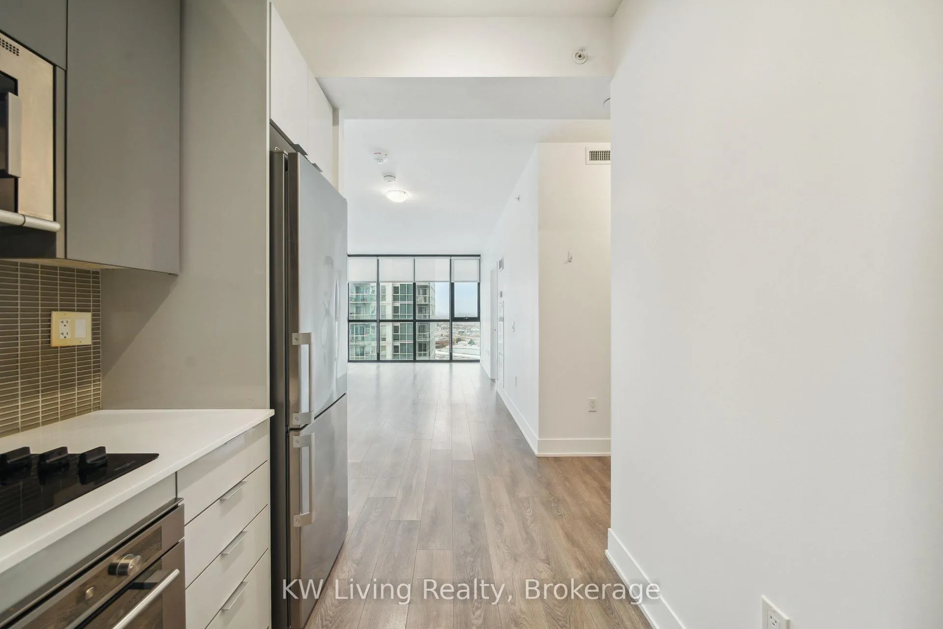 Photo 12 of Unit 1109, 2916 Highway 7, Vaughan, Concord — HOMEH