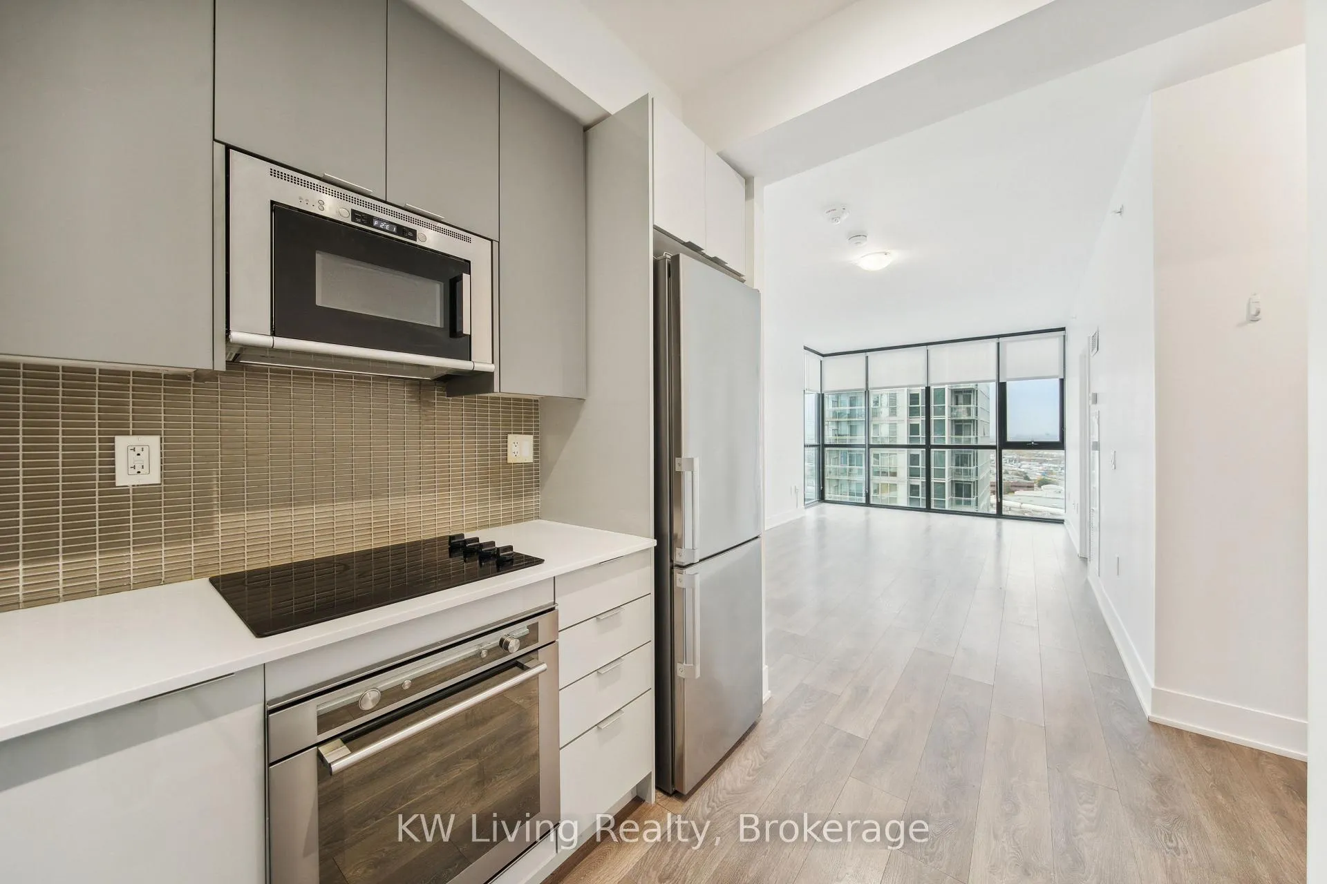Photo 13 of Unit 1109, 2916 Highway 7, Vaughan, Concord — HOMEH