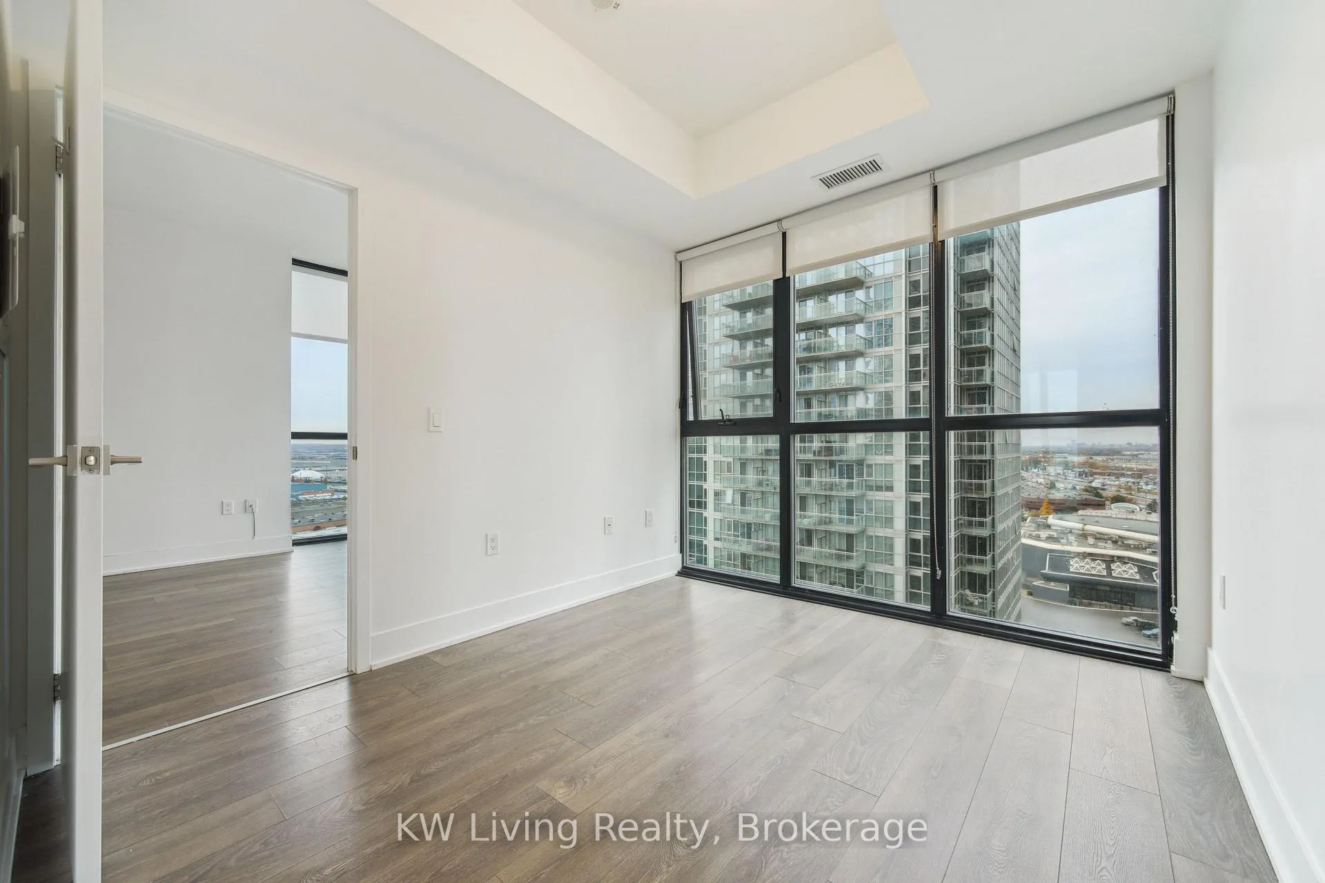 Photo 23 of Unit 1109, 2916 Highway 7, Vaughan, Concord — HOMEH