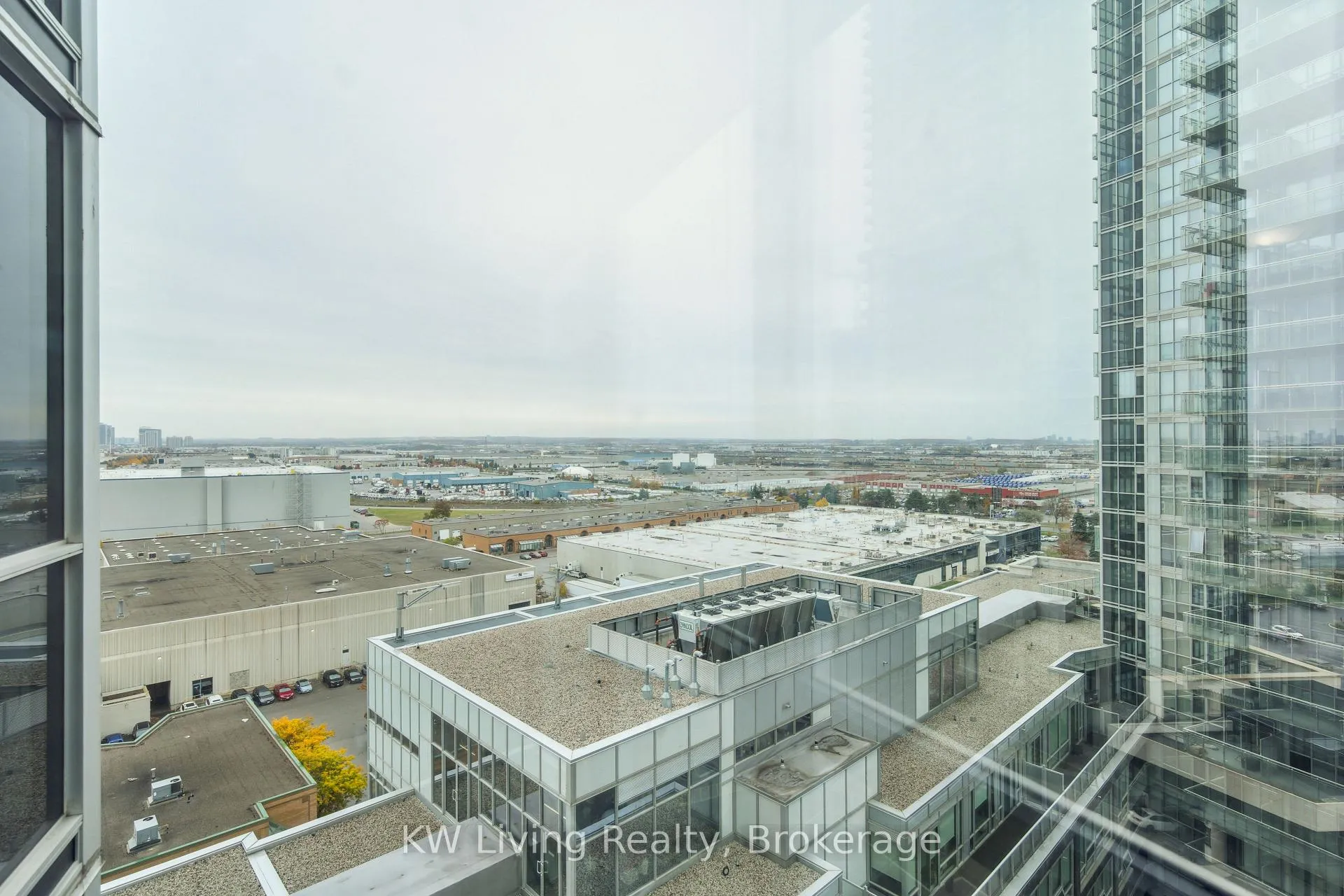 Photo 33 of Unit 1109, 2916 Highway 7, Vaughan, Concord — HOMEH