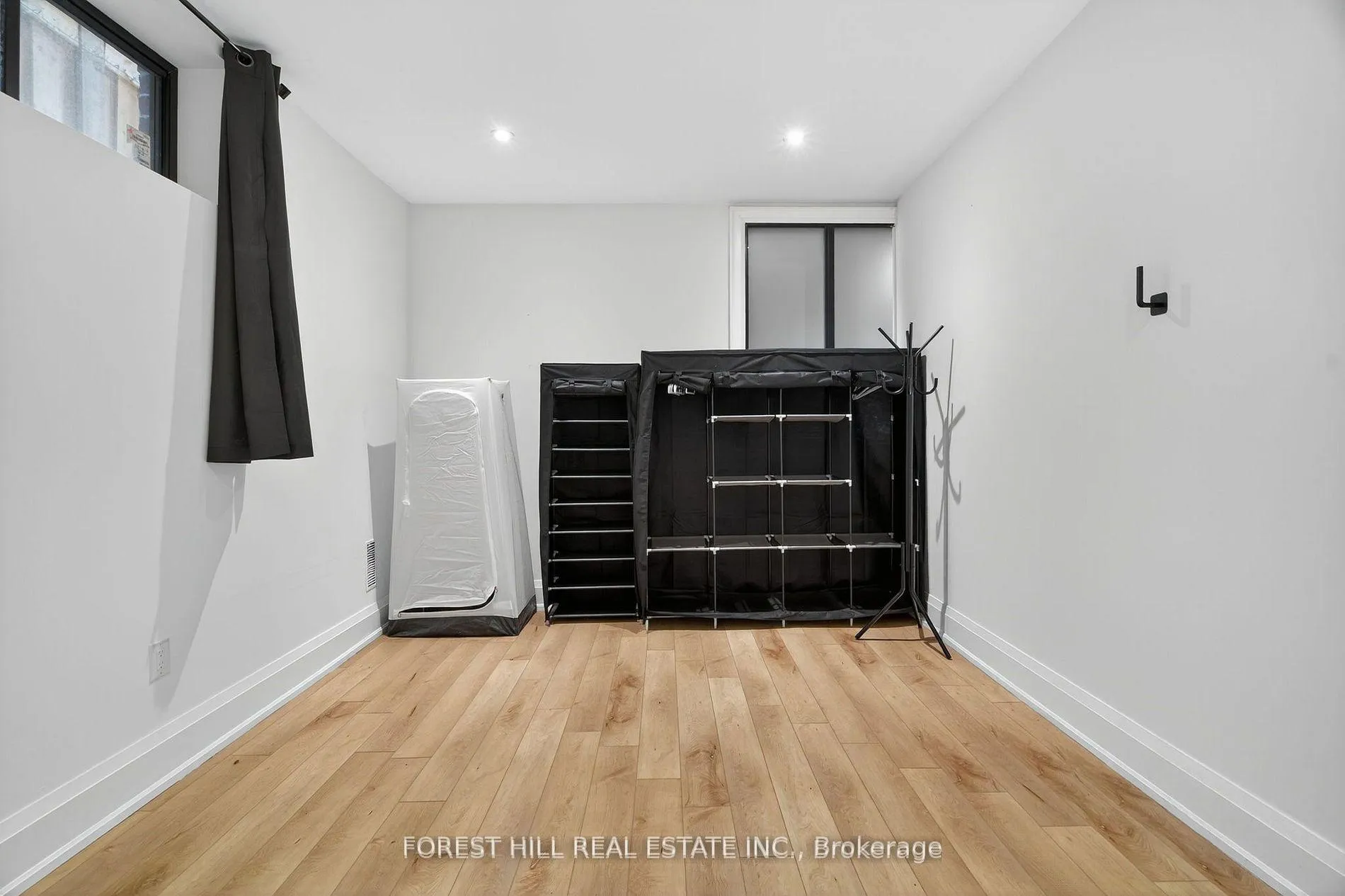 Photo 13 of Unit BSMT, 645 Coldstream Avenue, Toronto, Englemount-Lawrence — HOMEH