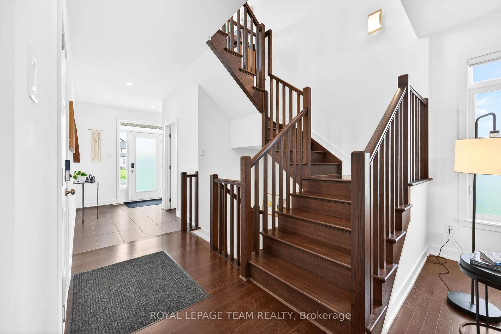 Photo 5 of 160 Highgarden Terrace, Ottawa, Leitrim — HOMEH