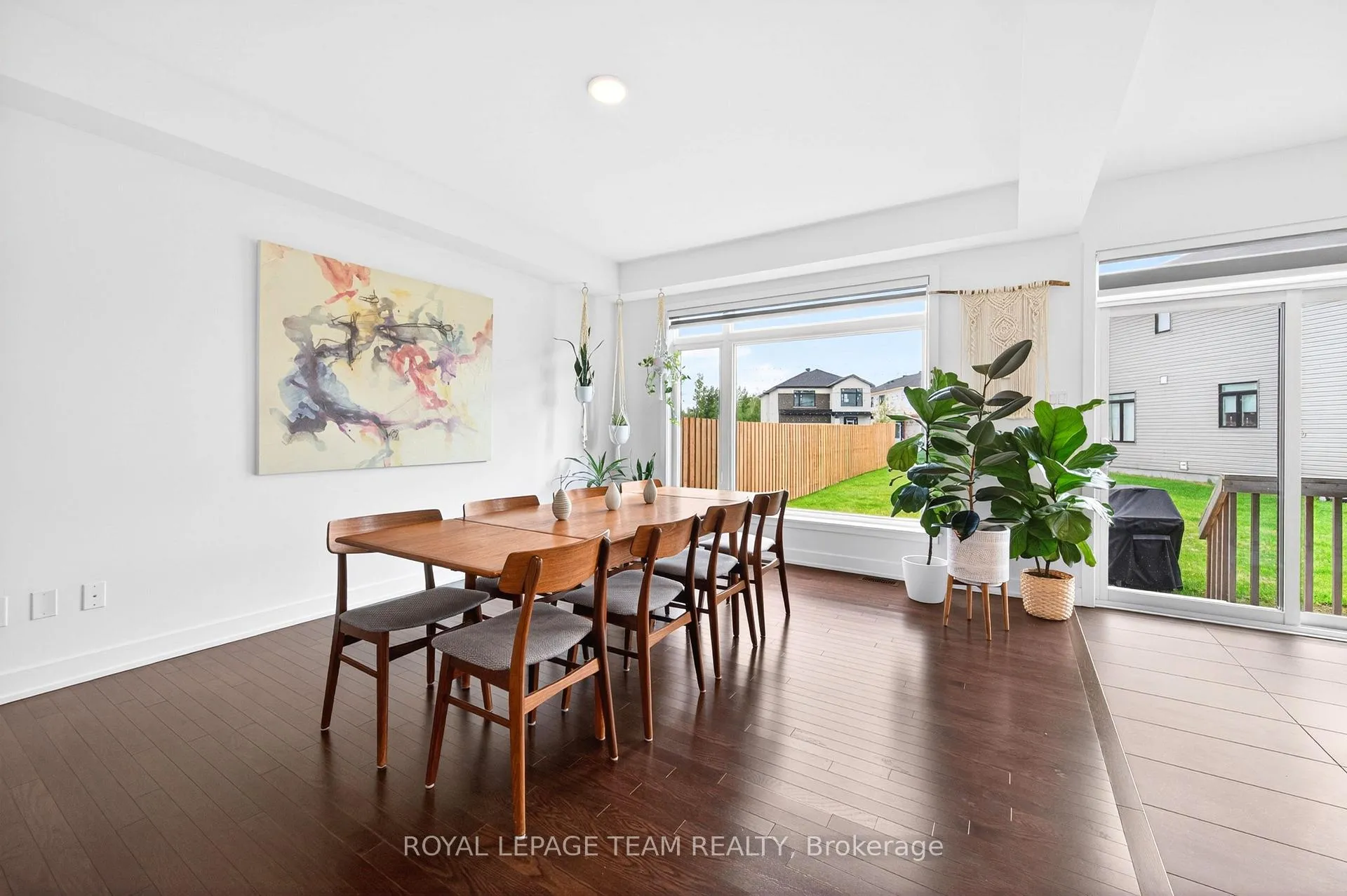 Photo 10 of 160 Highgarden Terrace, Ottawa, Leitrim — HOMEH