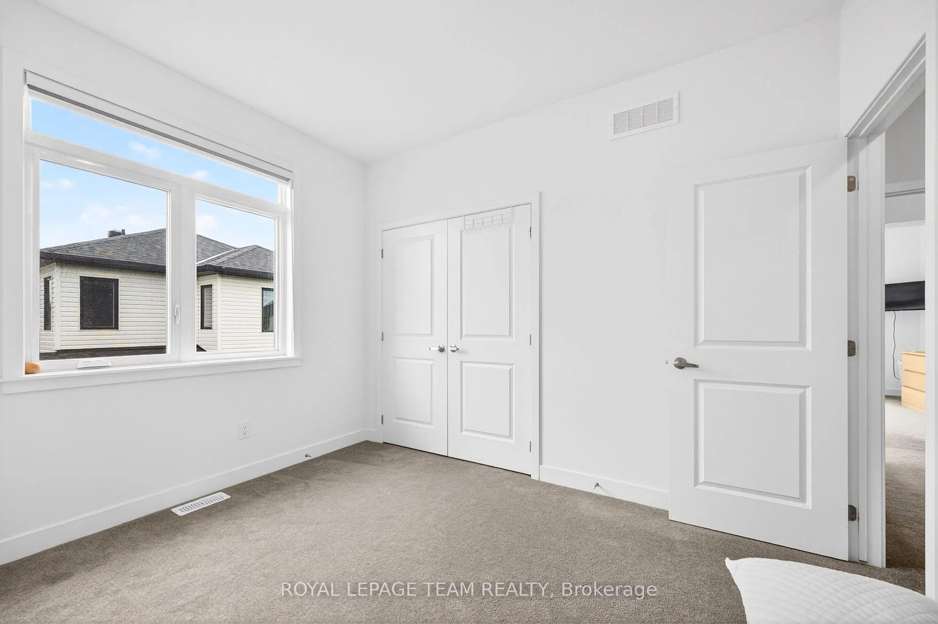 Photo 26 of 160 Highgarden Terrace, Ottawa, Leitrim — HOMEH