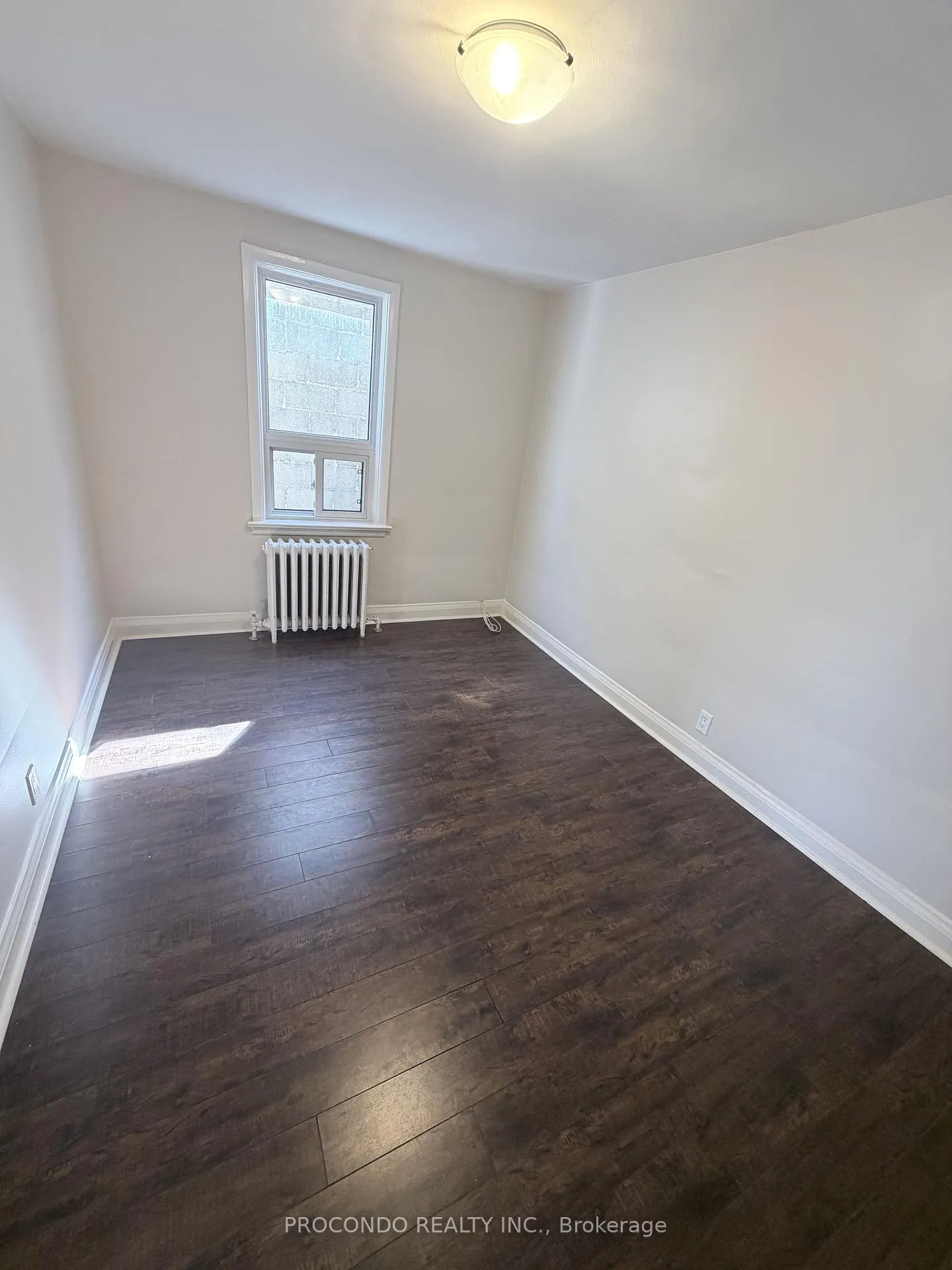 Photo 8 of Unit Upper Unit 1, 287 Lakeshore Road E, Mississauga, Port Credit — HOMEH
